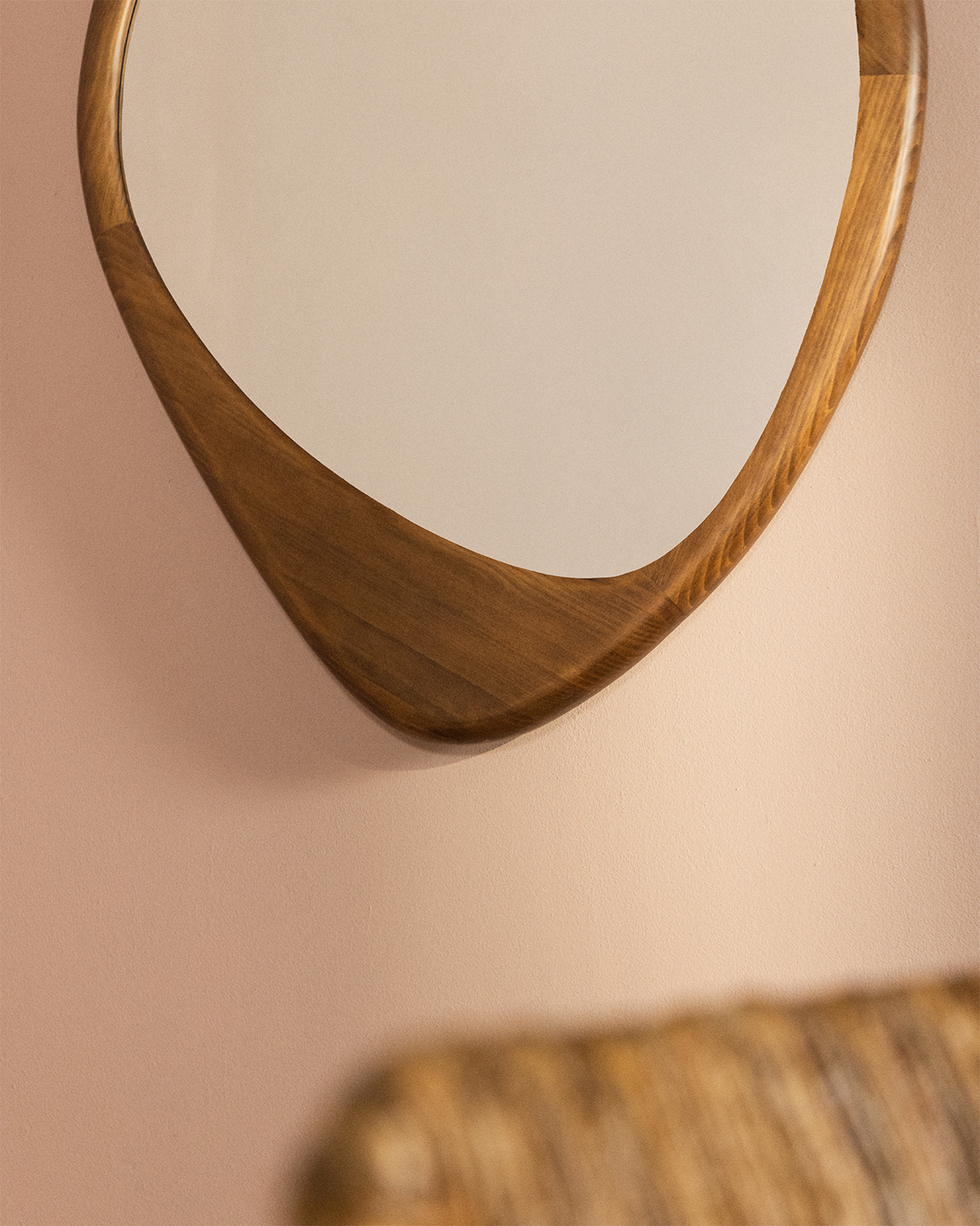 Pine Wood Wall Mirror (107x75 cm) Iker, gallery image 3