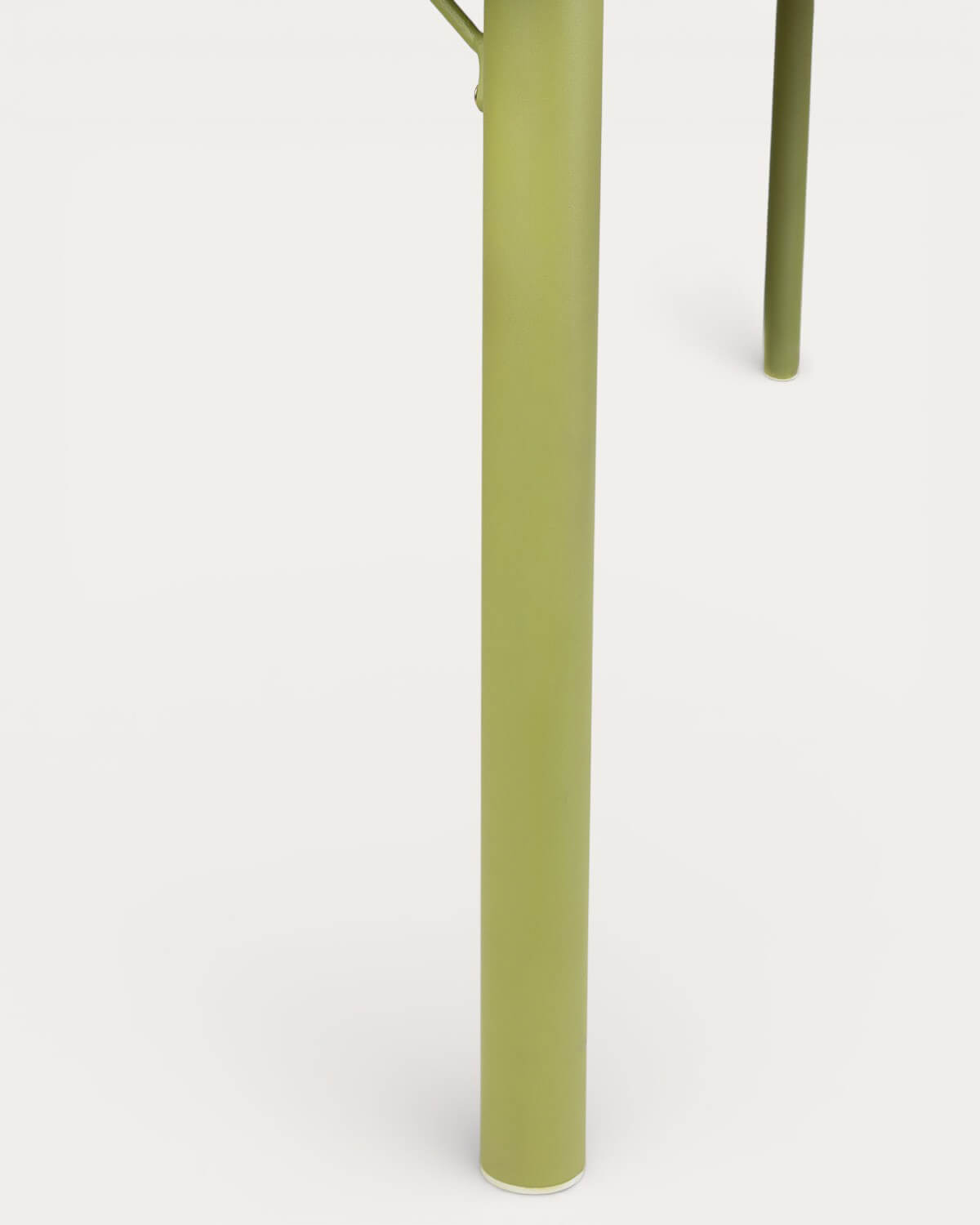 Rectangular Outdoor Table in Acacia Wood and Metal (240x110 cm) Caitlyn, gallery image 6