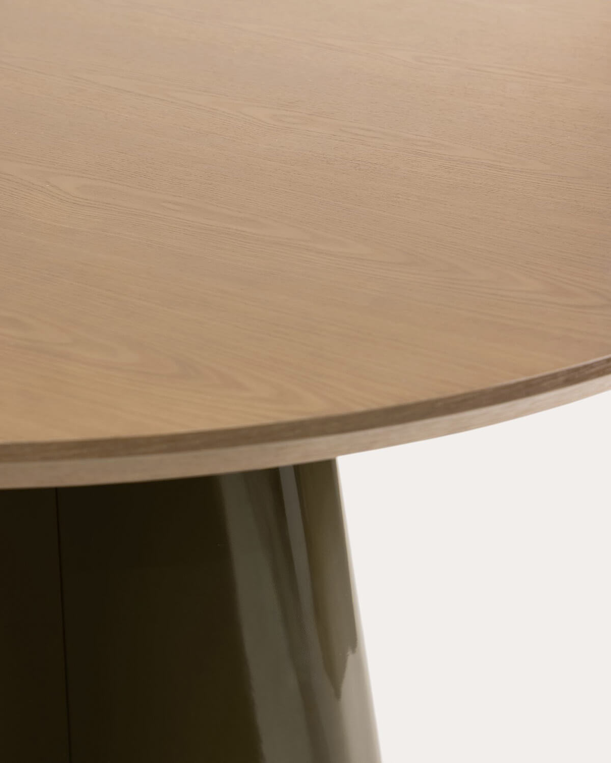 Round Wooden Dining Table (Ø120 cm) Roxenna, gallery image 5