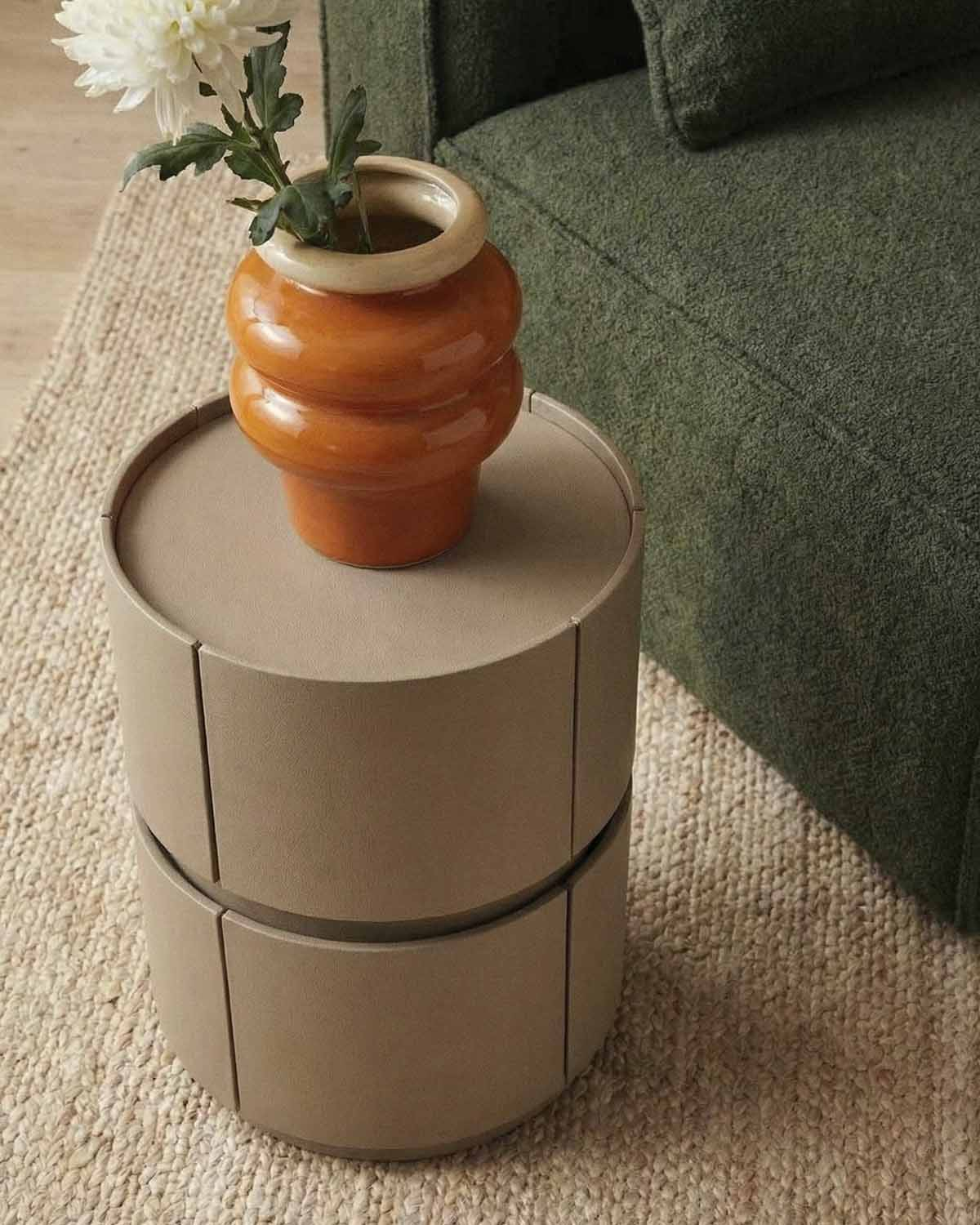 Round Side Table with 2 Wooden Drawers (Ø40 cm) Maele, gallery image 3