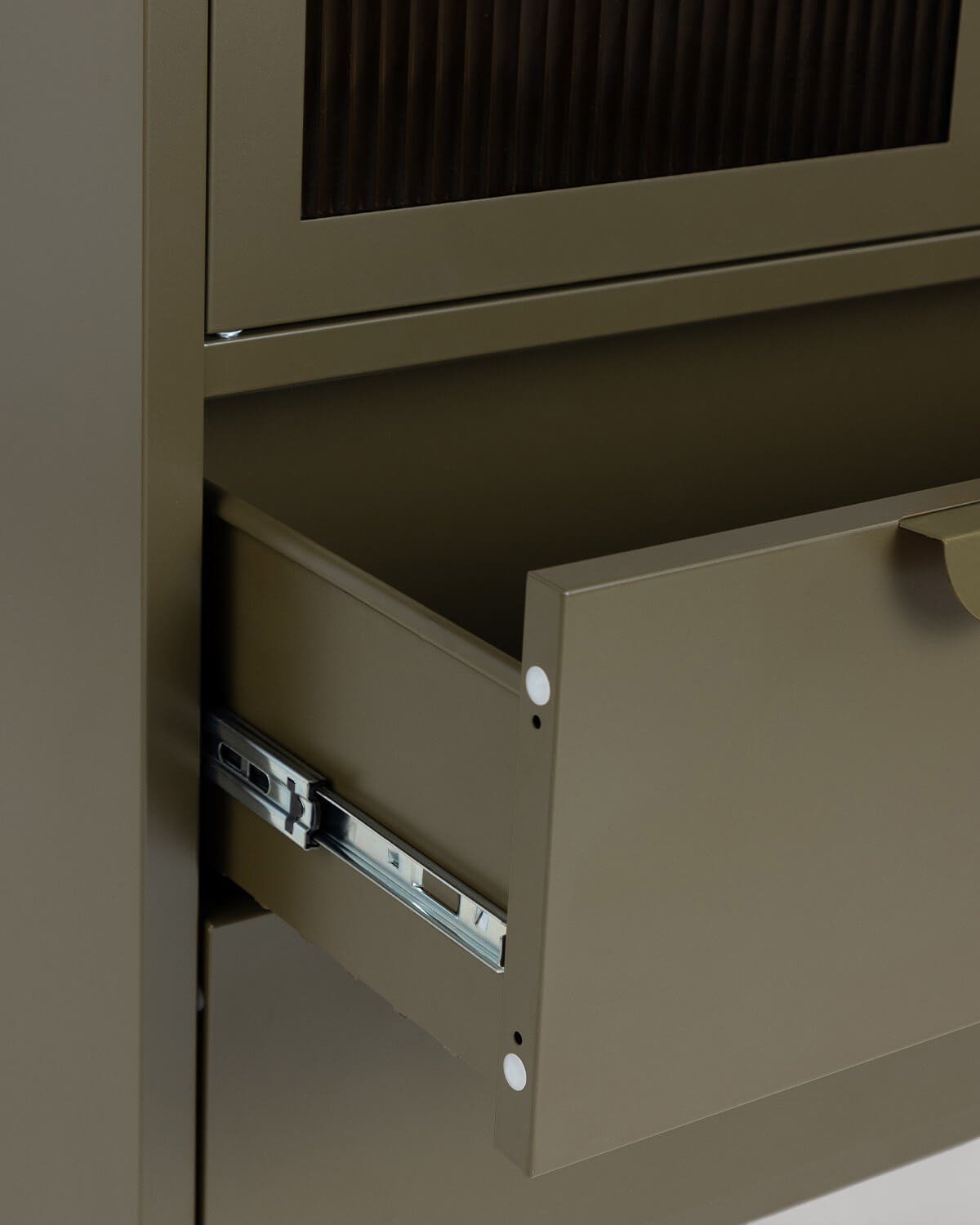 Andrius Tall Sideboard with 2 Doors and 2 Drawers in Laminated Steel and Glass, gallery image 6