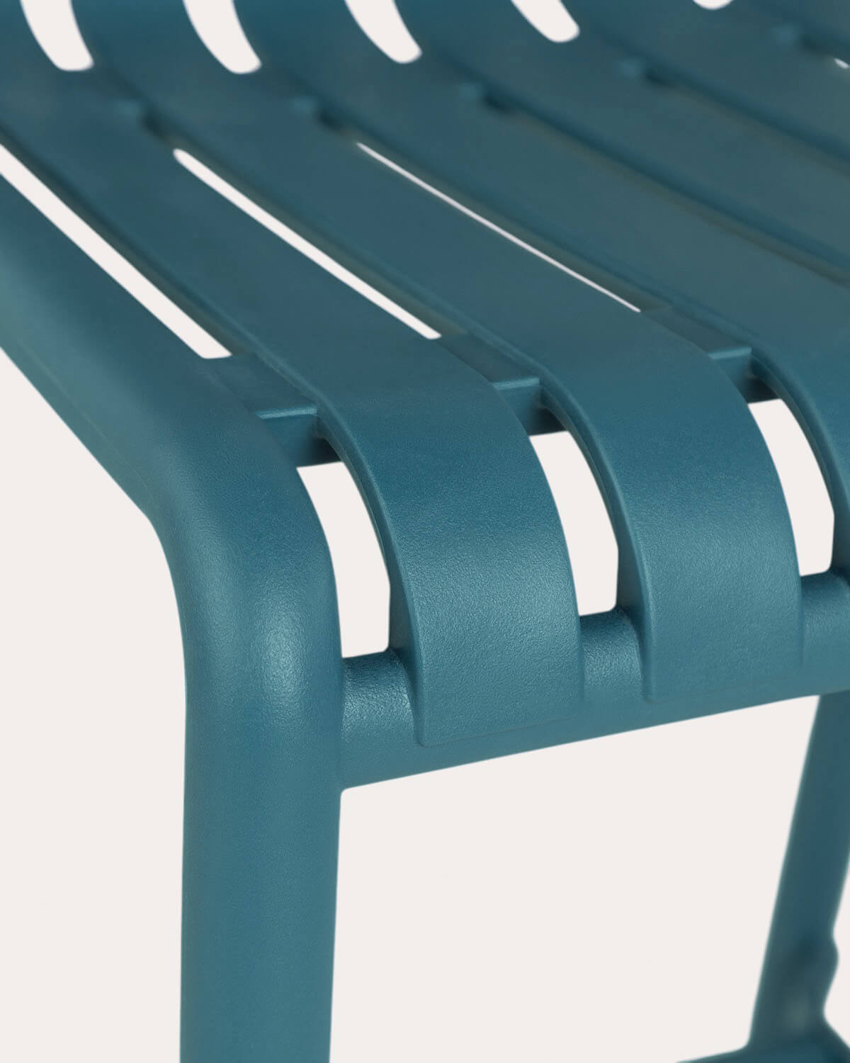 Pack 4 High Outdoor Polypropylene Stools (65 cm) Baztan, gallery image 5