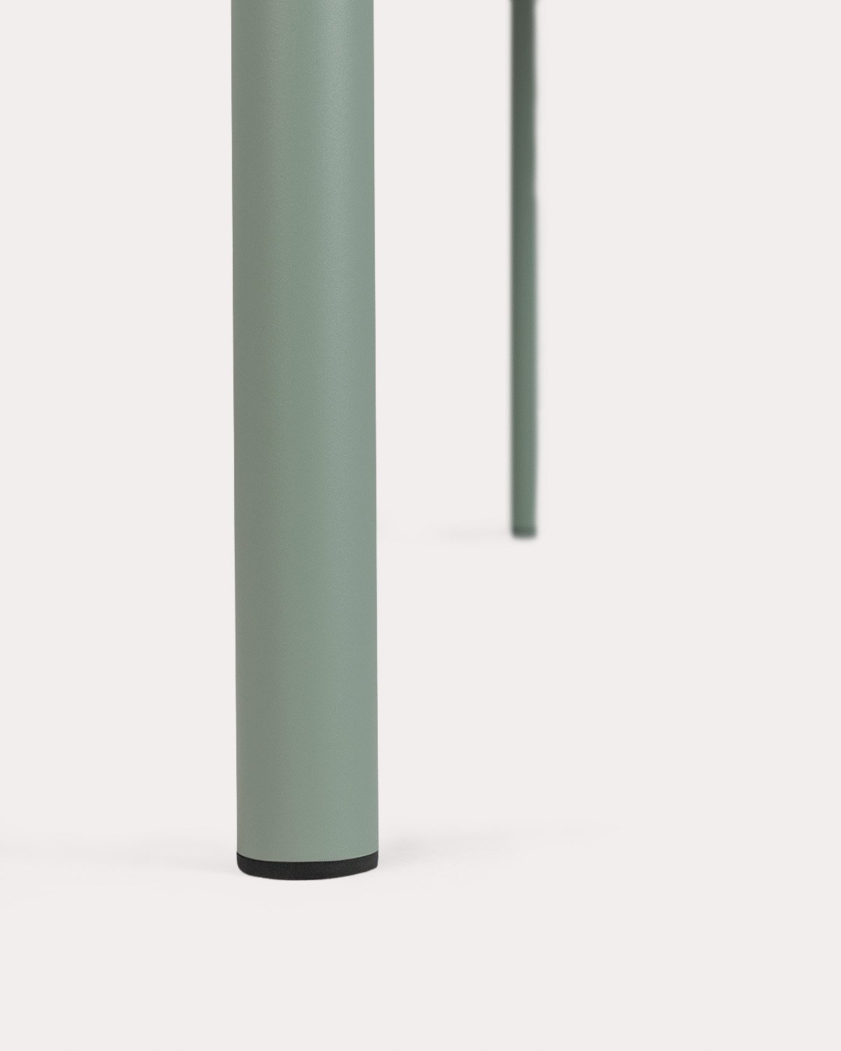 Rectangular Outdoor Table in Metal and Polypropylene (155x90 cm) Baztan, gallery image 4