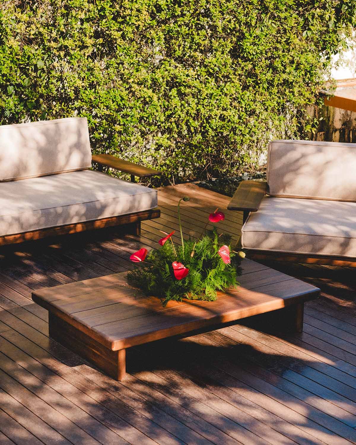 Acacia Wood Rectangular Coffee Table (135x82 cm) Ayanis, gallery image 2