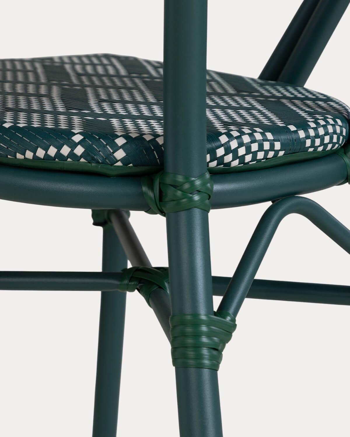 Pack 4 Aluminum and Synthetic Rattan Dining Chairs Yona Bistro, gallery image 8
