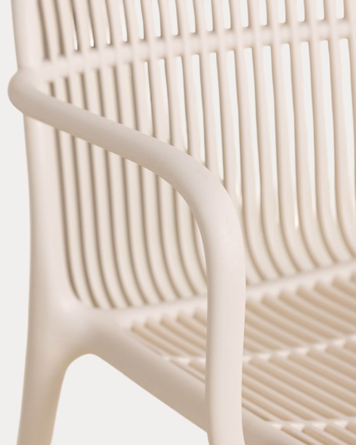 Pack of 4 Aisha Polypropylene Dining Chairs with Armrests, gallery image 4