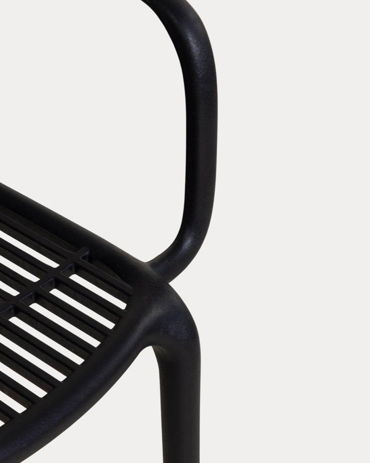 Pack of 2 Aisha Polypropylene Outdoor Chairs with Armrests, gallery image 8