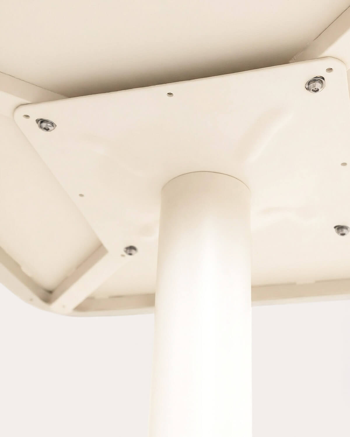 Square Metal High Table (70x70 cm) Zoilo, gallery image 3