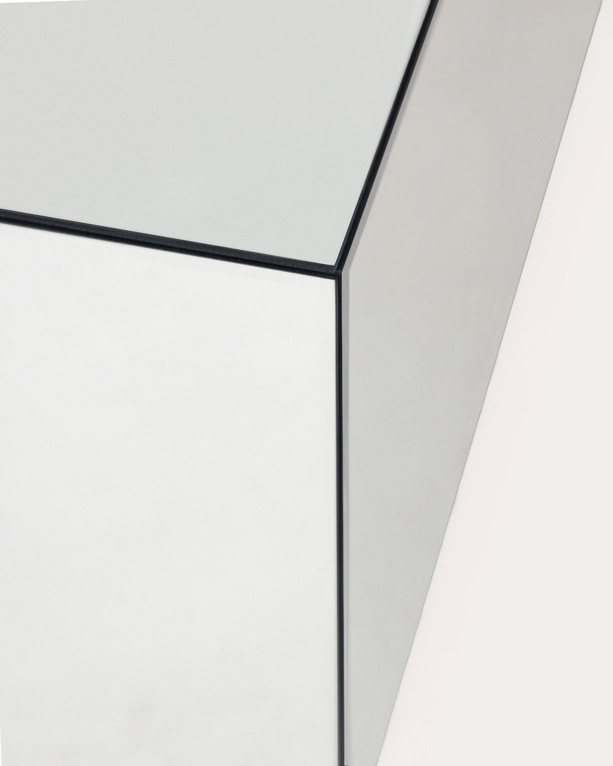 Square Glass Coffee Table (75x75 cm) Ninel, gallery image 5