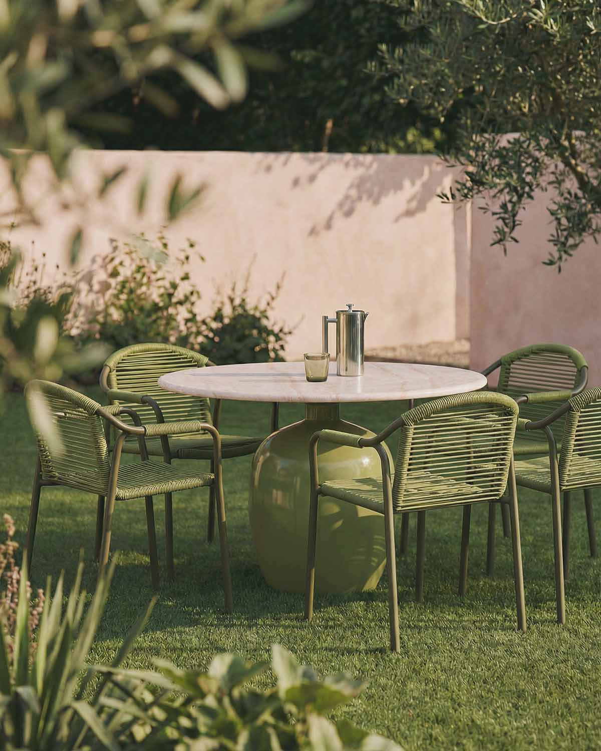 Round Outdoor Cement Table (Ø100 cm) Uxue, gallery image 2