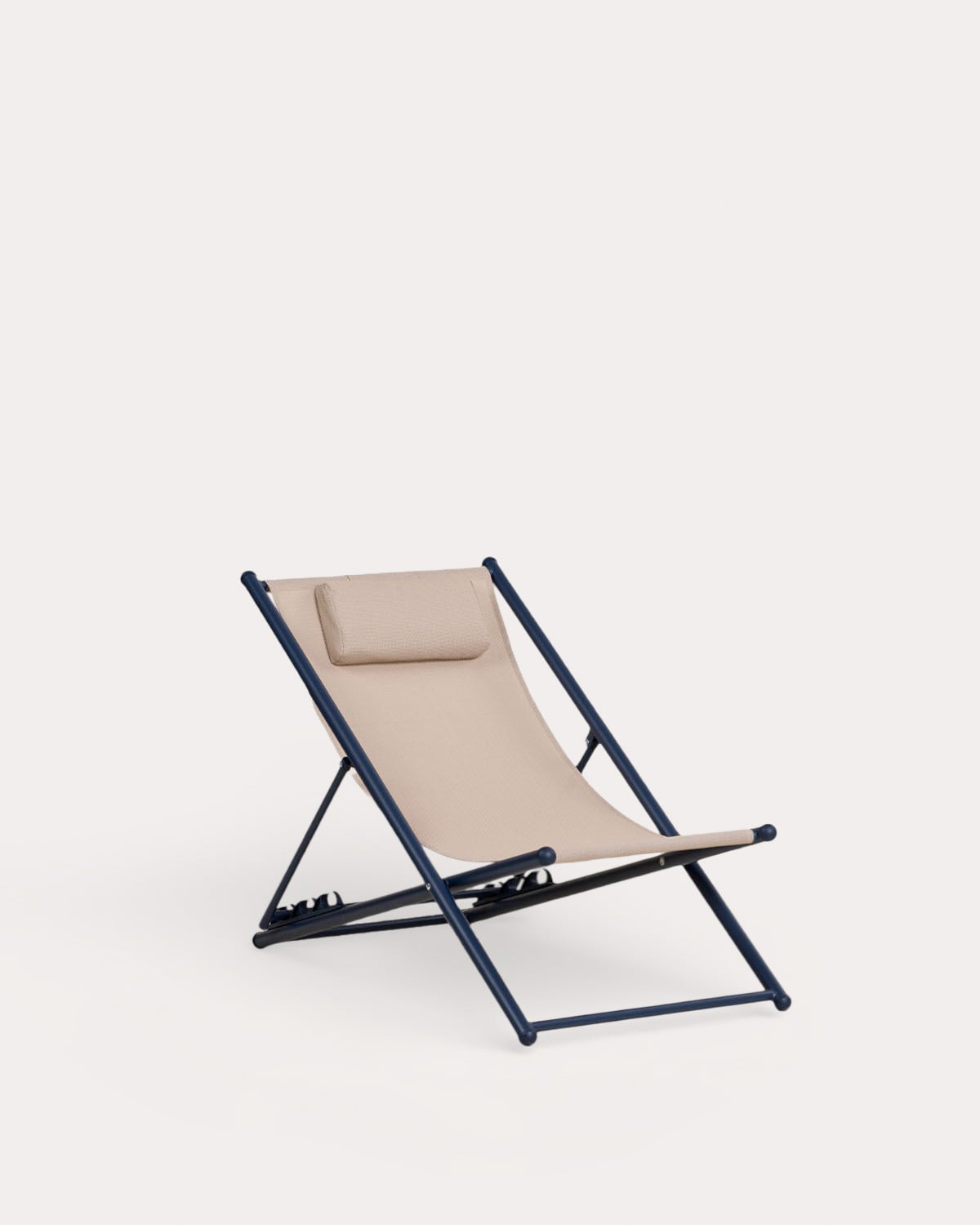 Reclining Metal and Fabric Hammock Ohiane, gallery image 1