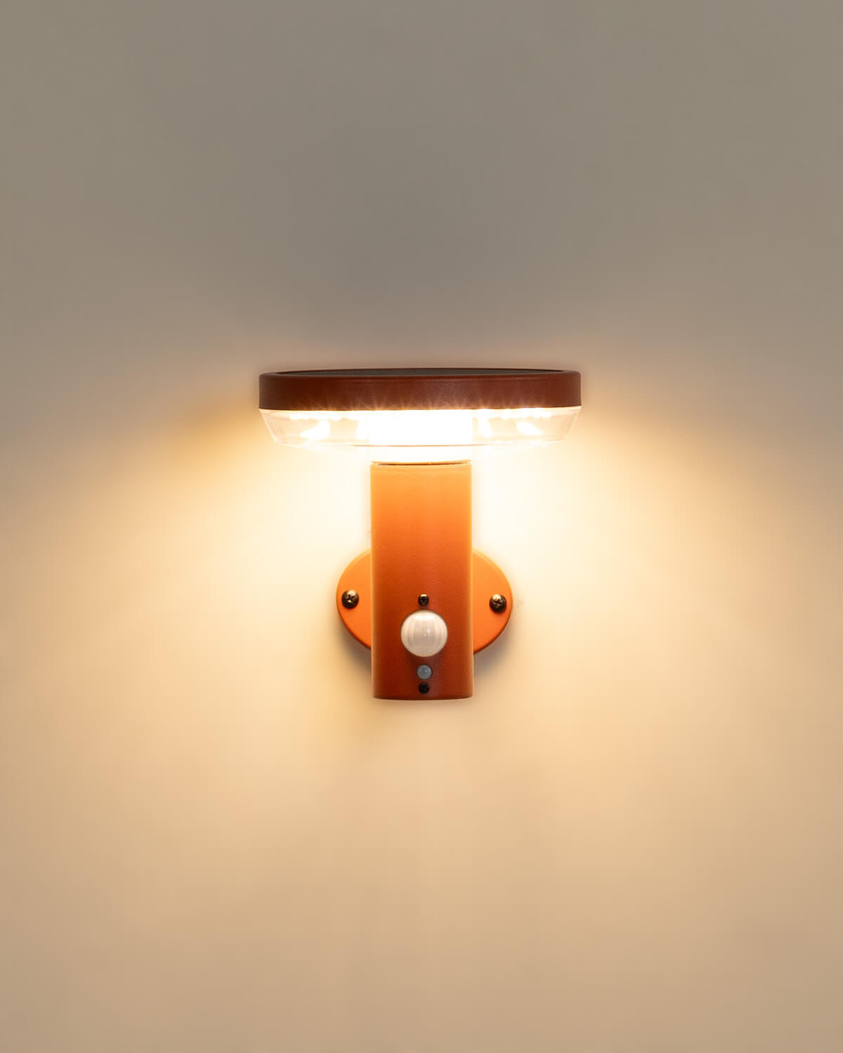 Outdoor Metal LED Solar Wall Light Sulivan, gallery image 5