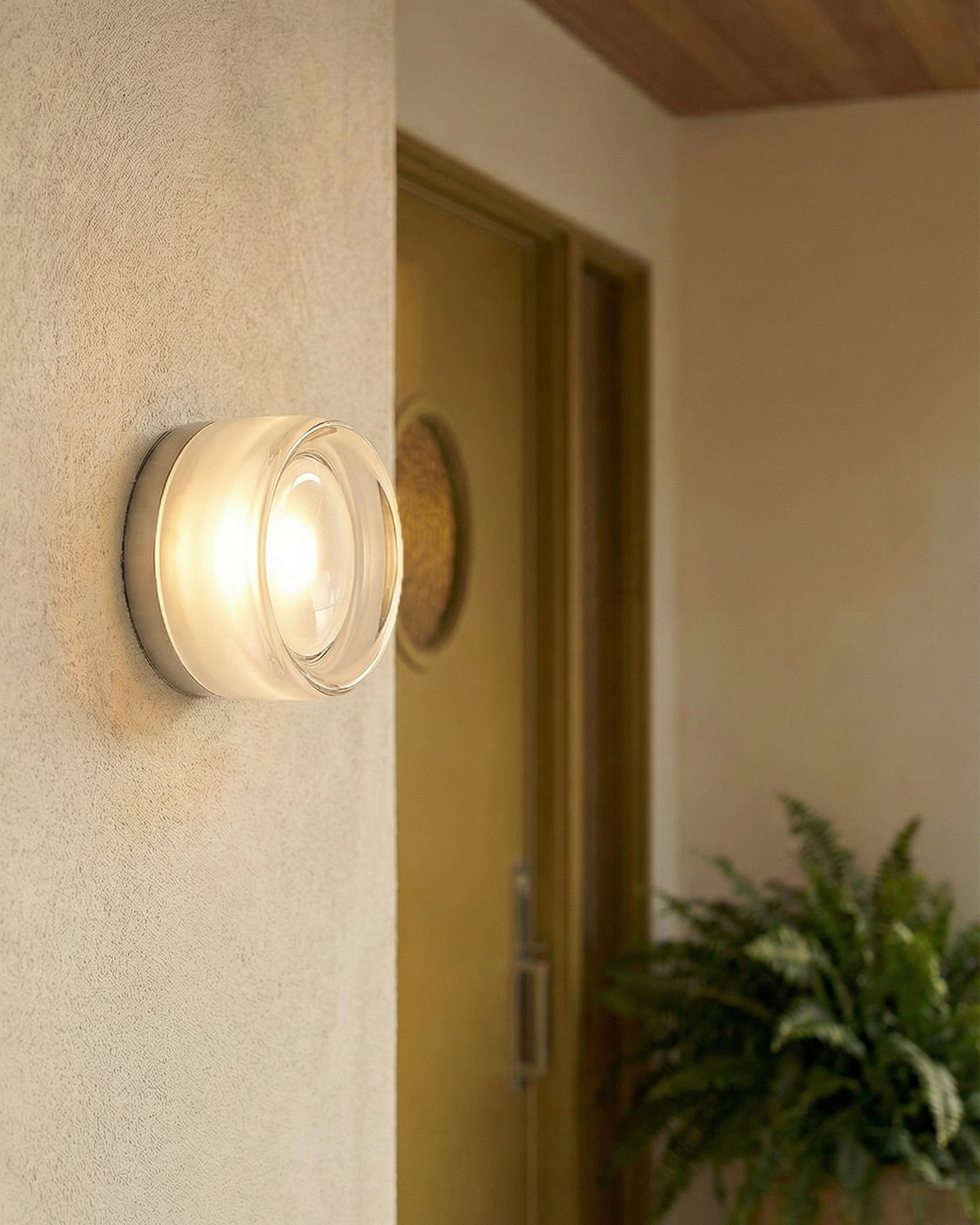 Yasu Glass Outdoor LED Wall Light, gallery image 3