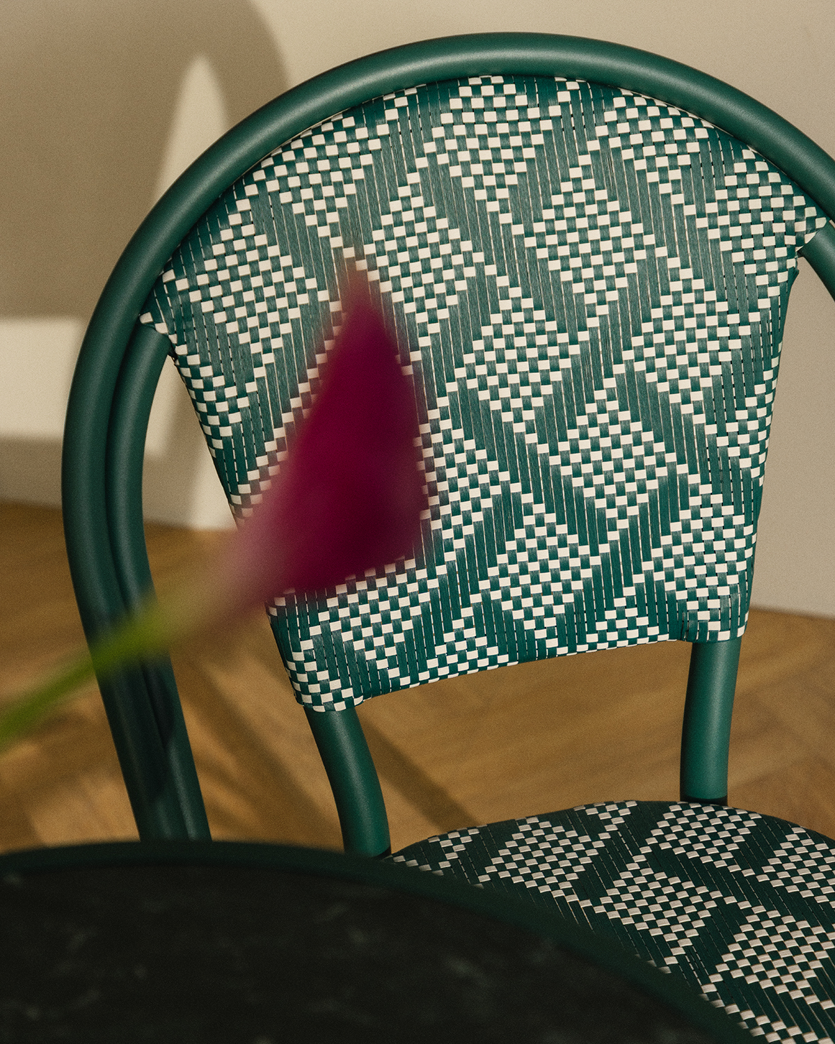 Aluminum and Synthetic Rattan Dining Chair Yona Bistro, gallery image 3