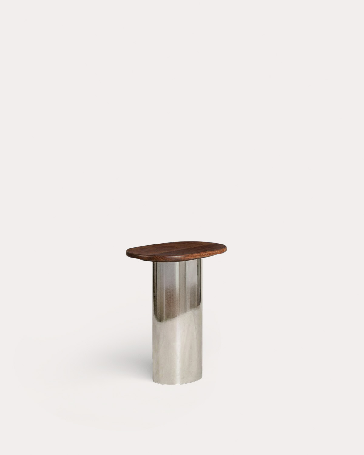Oval Metal Side Table Lahuga, gallery image 1