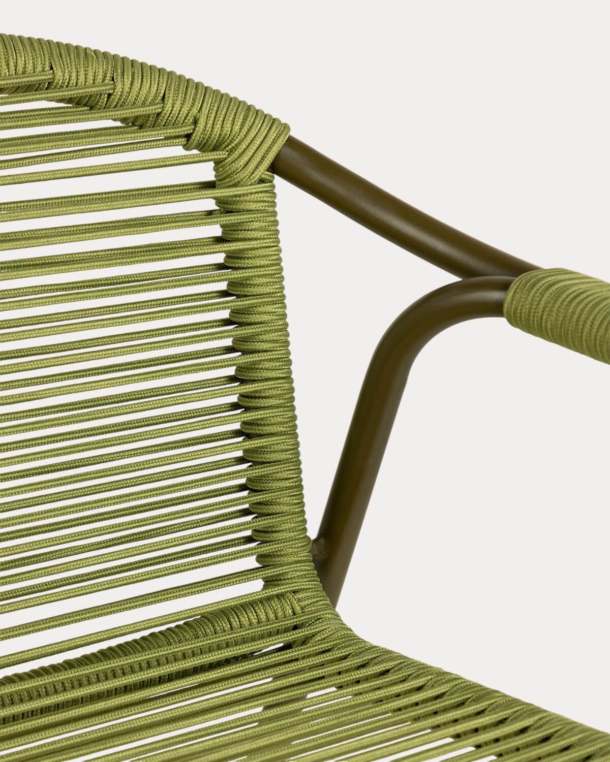 Extendable Table Set (Ø120-240x120 cm) Beca and 8 Chairs with Metal and Rope Armrests Murna Outdoor, gallery image 6