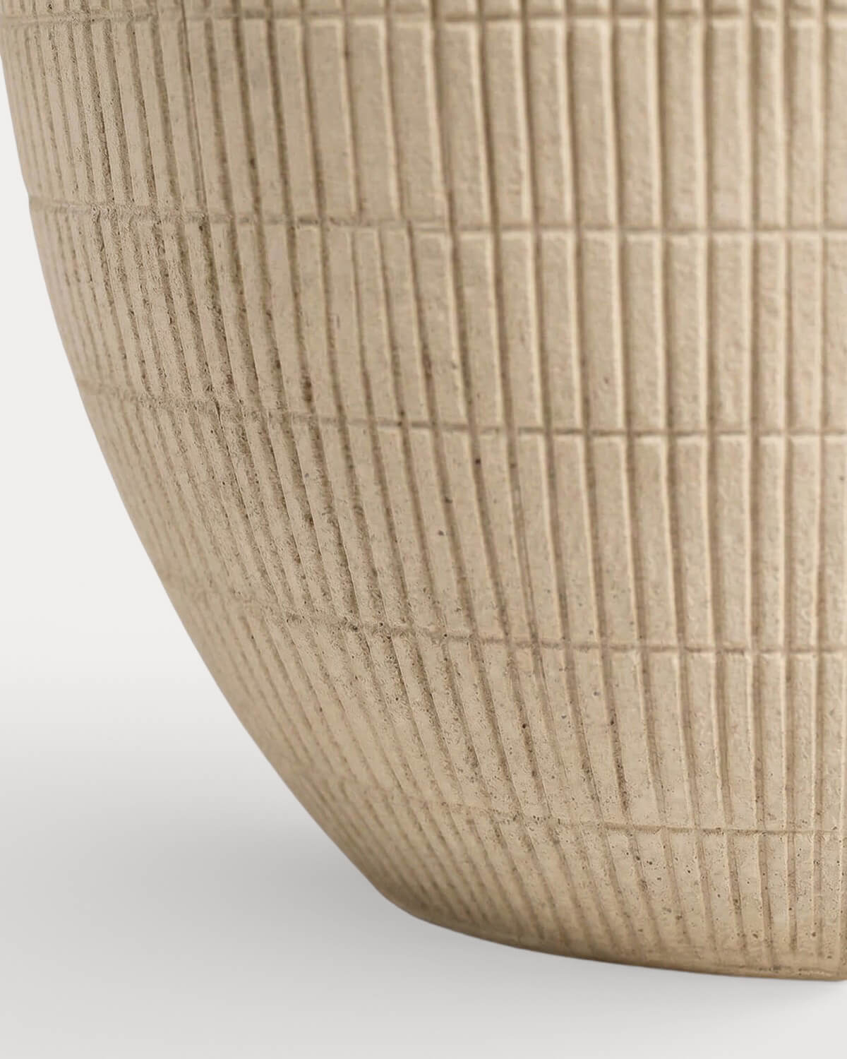 Round Cement Planter Alto Potos, gallery image 4