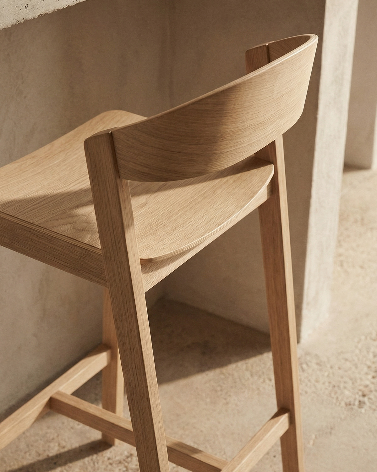 High Oak Wood Stool Laly, gallery image 3
