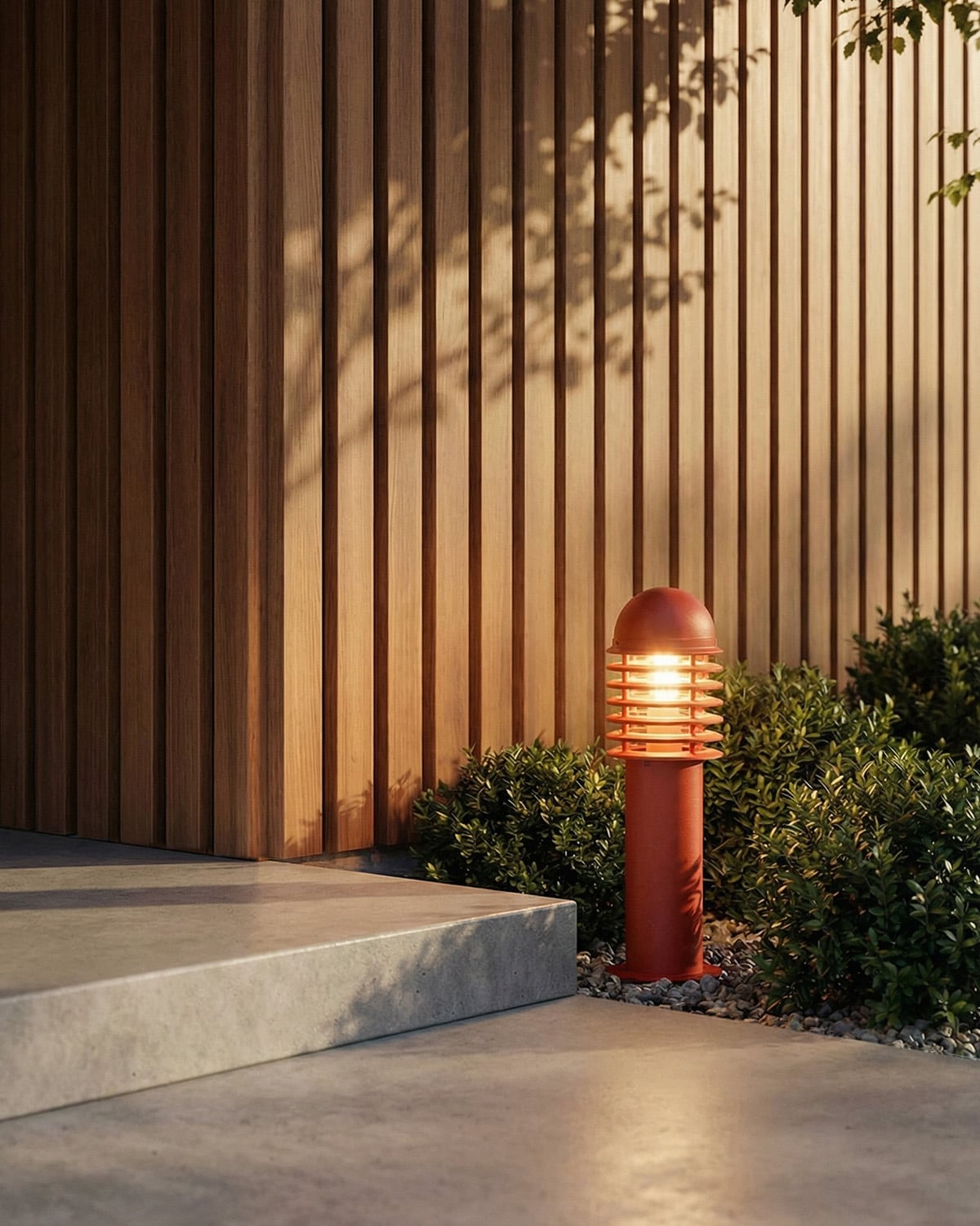 Metal Outdoor Beacon Leora, gallery image 2