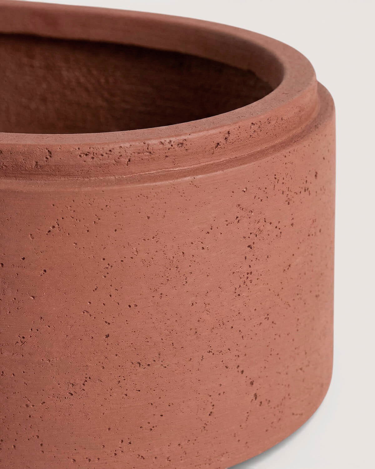 Set of 2 Elongated Cement Planters Bieito, gallery image 7