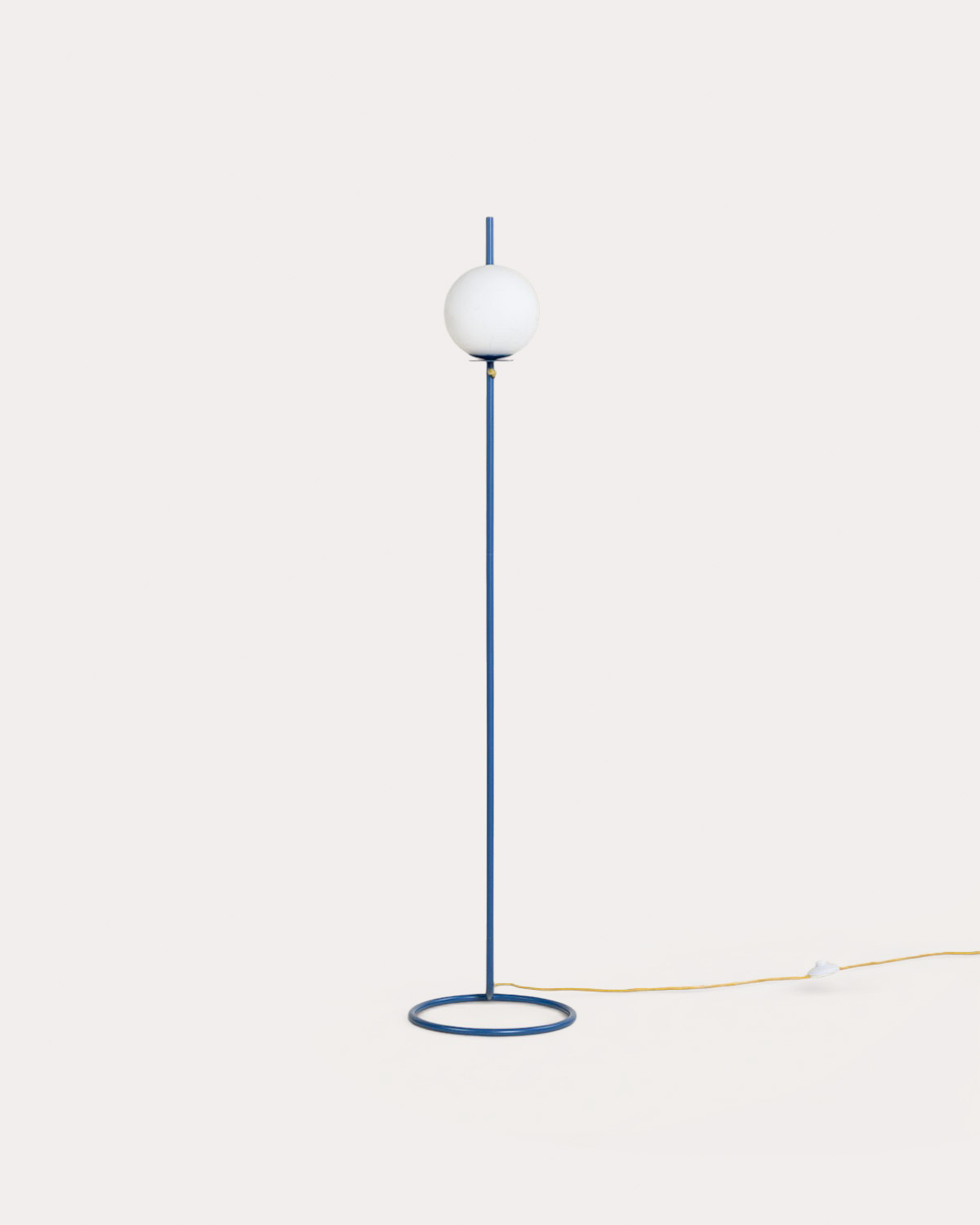 Metal Floor Lamp Kabil, gallery image 5131519