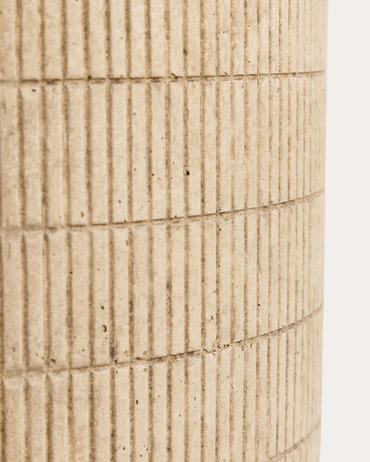 Set of 2 Cement Planters Potos, gallery image 5