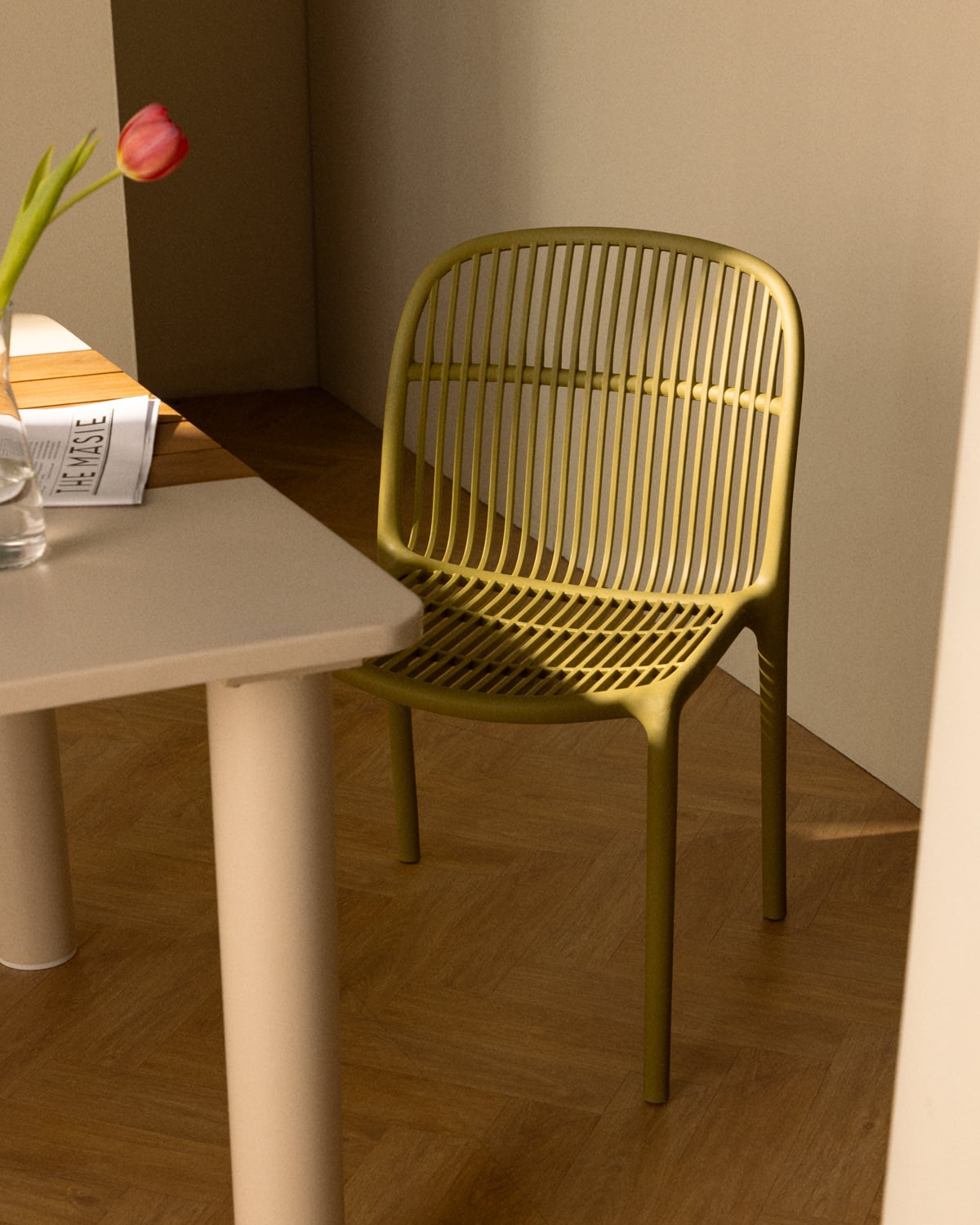 Polypropylene Dining Chair Aisha, gallery image 2