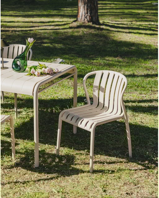Rectangular Table (153x90 cm) and 4 Polypropylene Outdoor Chairs Set Baztan