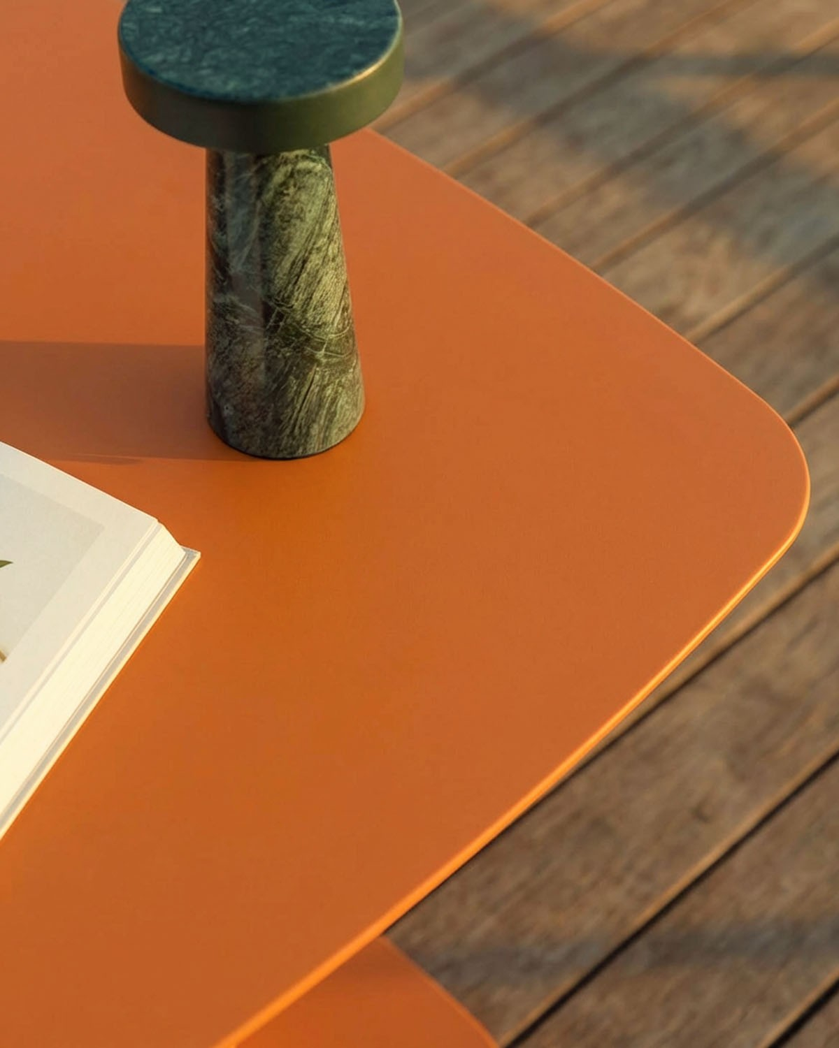 Square Metal Outdoor Table (70x70 cm) Zoilo, gallery image 3