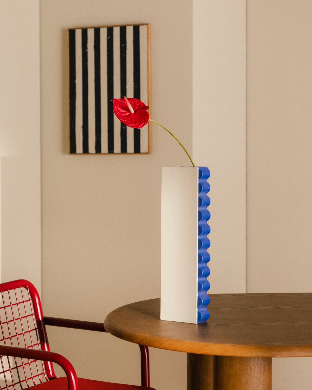 Dolomite Vase Olesia, gallery image 2