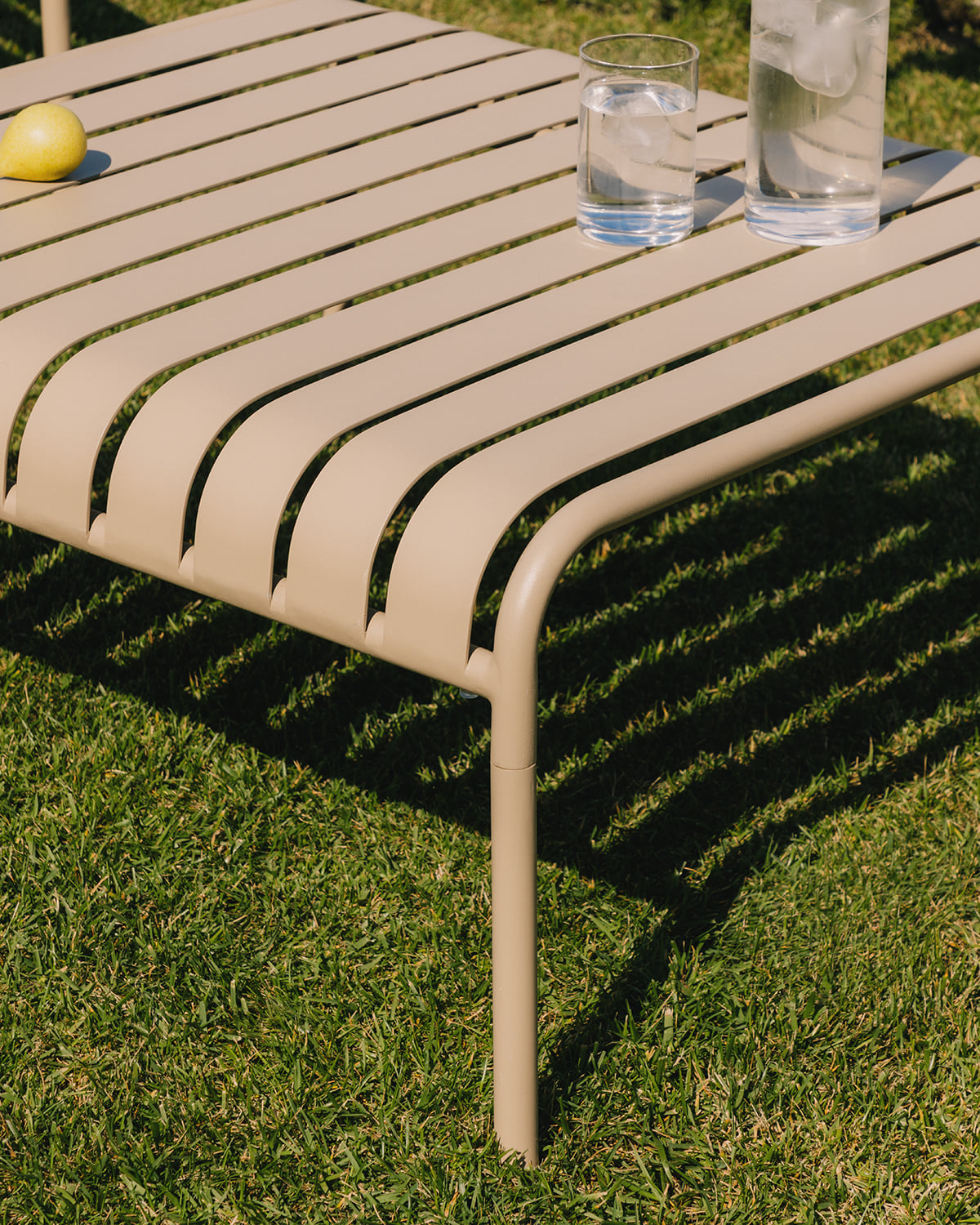 Rectangular Metal Outdoor Coffee Table (85x80 cm) Tavo, gallery image 3