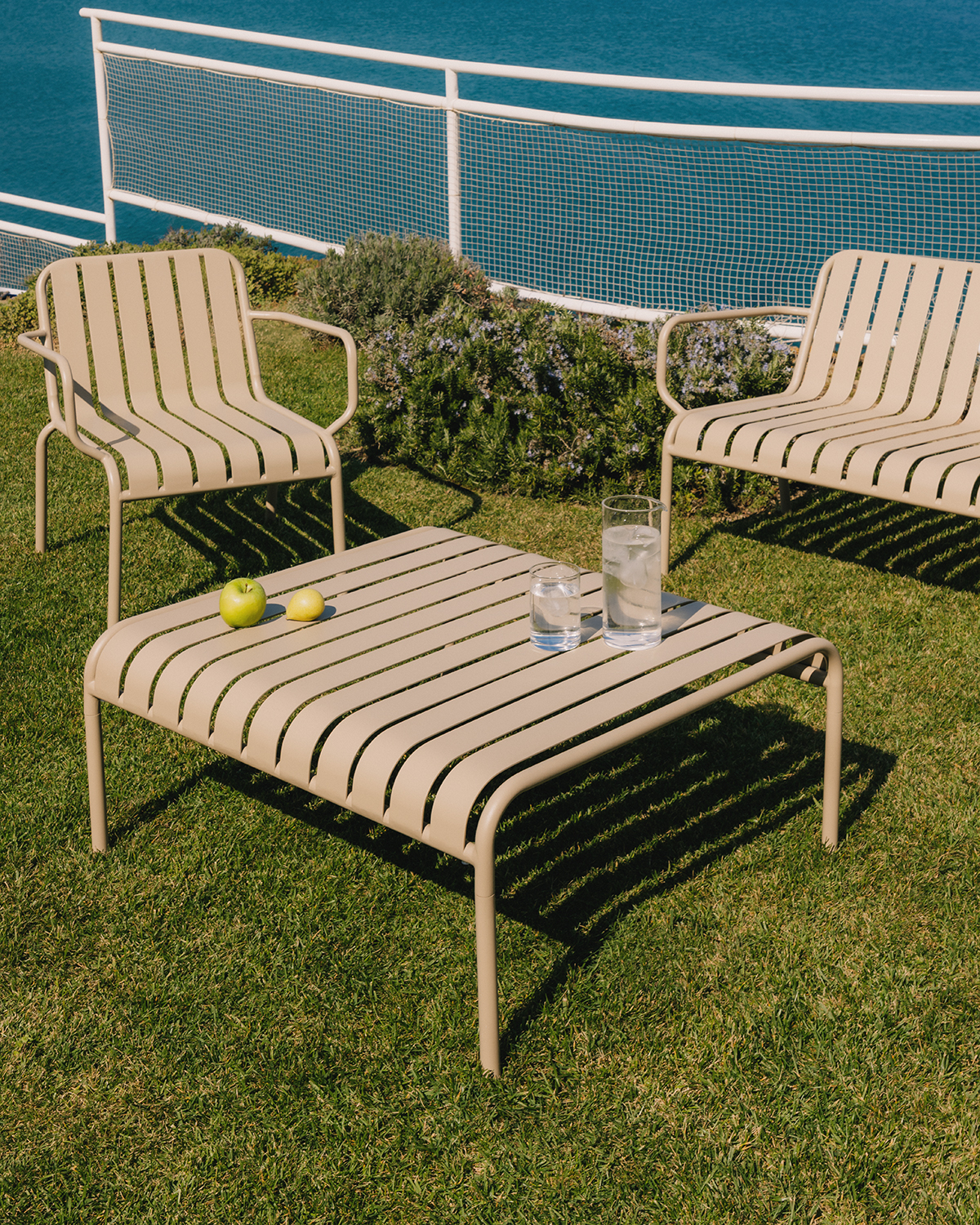 Rectangular Metal Outdoor Coffee Table (85x80 cm) Tavo, gallery image 2