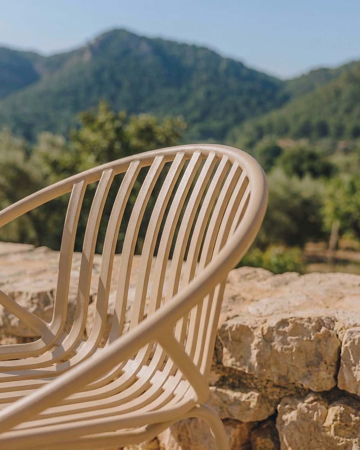 Pack 2 Outdoor Chairs of Polypropylene and Metal Anier, gallery image 3