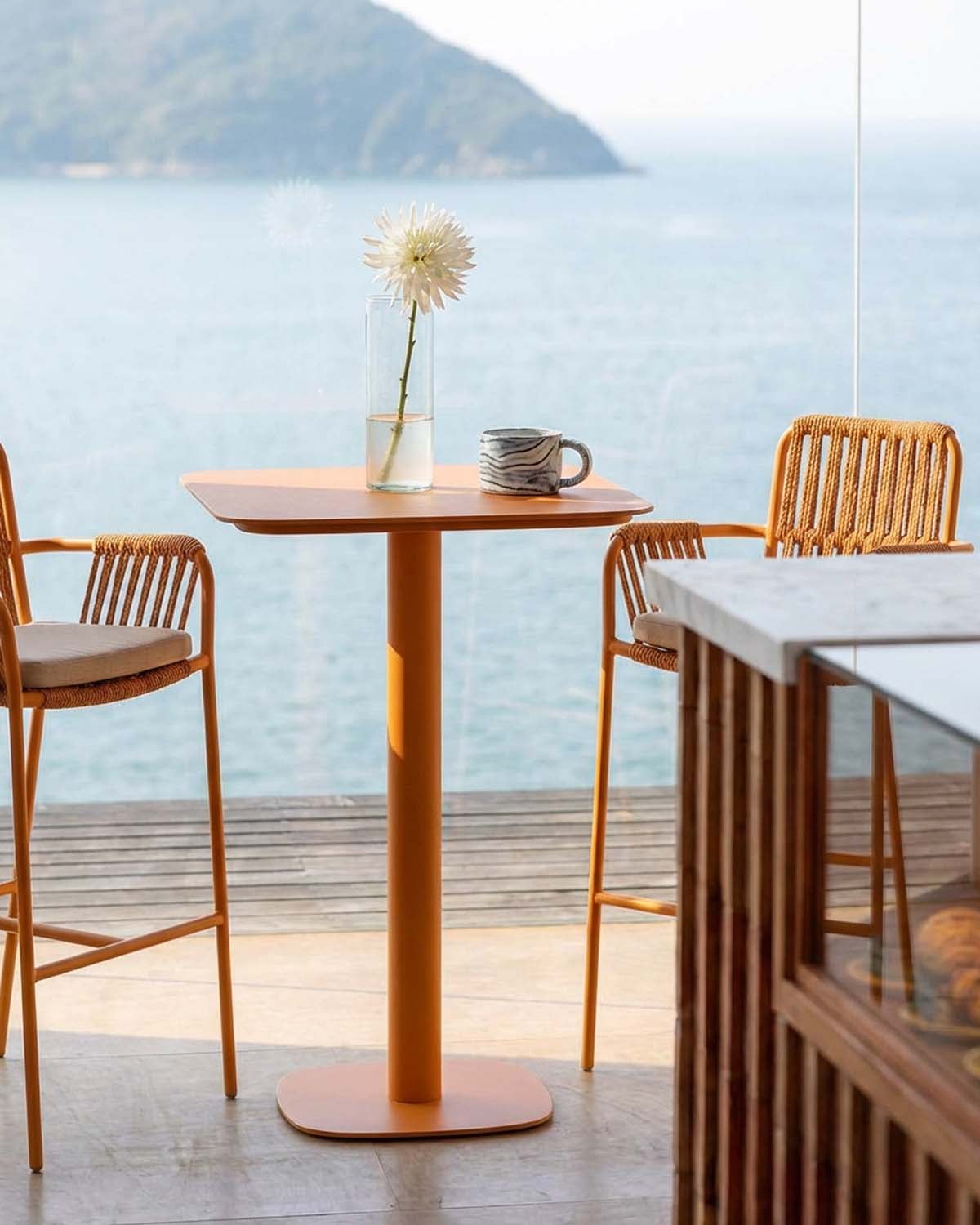 Square Metal High Table (70x70 cm) Zoilo, gallery image 2