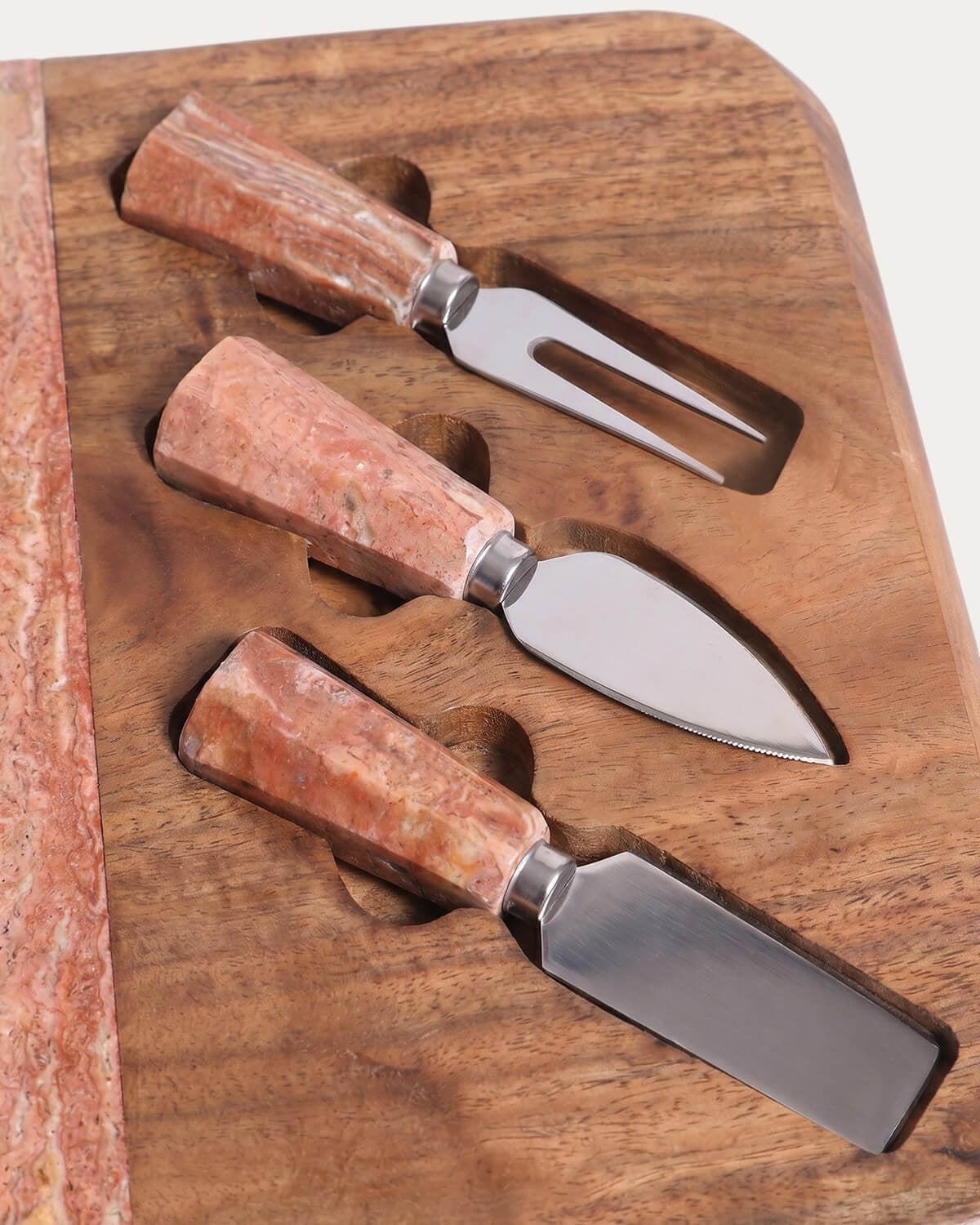 Marble and Acacia Wood Cheese Board Set with 3 Knives Serbal, gallery image 3
