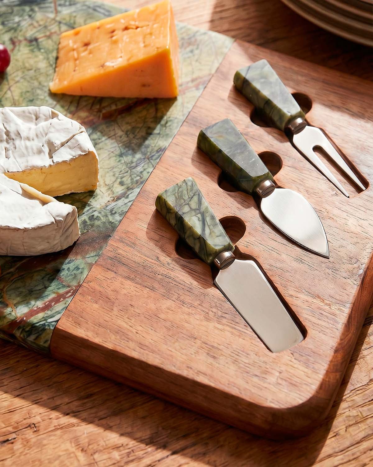 Marble and Acacia Wood Cheese Board Set with 3 Knives Serbal, gallery image 3