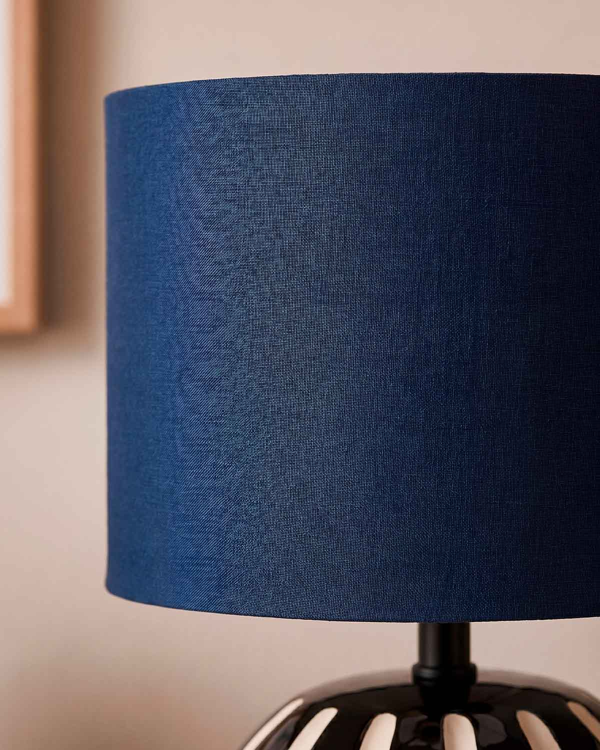 Ceramic Table Lamp Waylen, gallery image 3