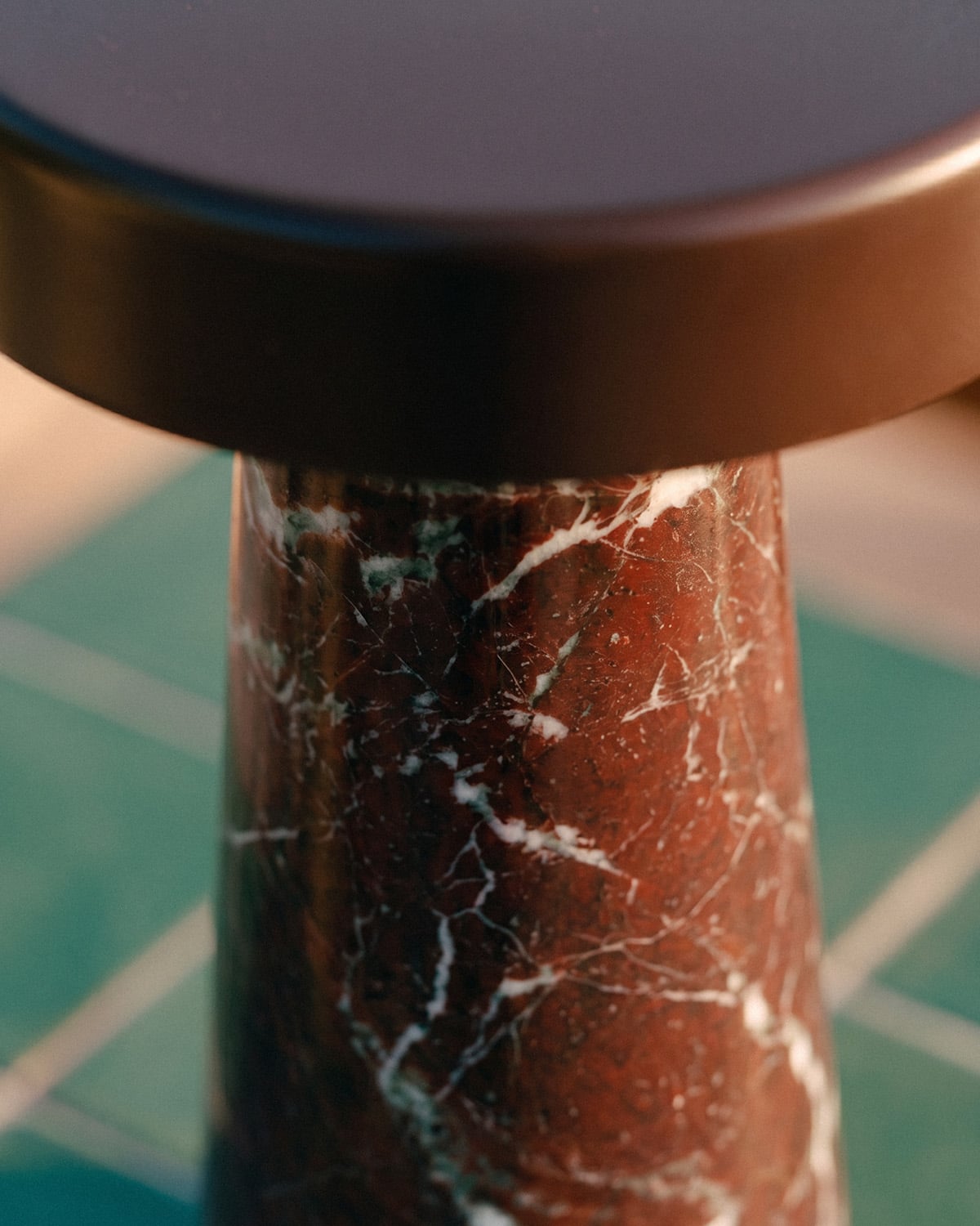 Wireless LED Outdoor Table Lamp in Marble and Metal Mysha, gallery image 3