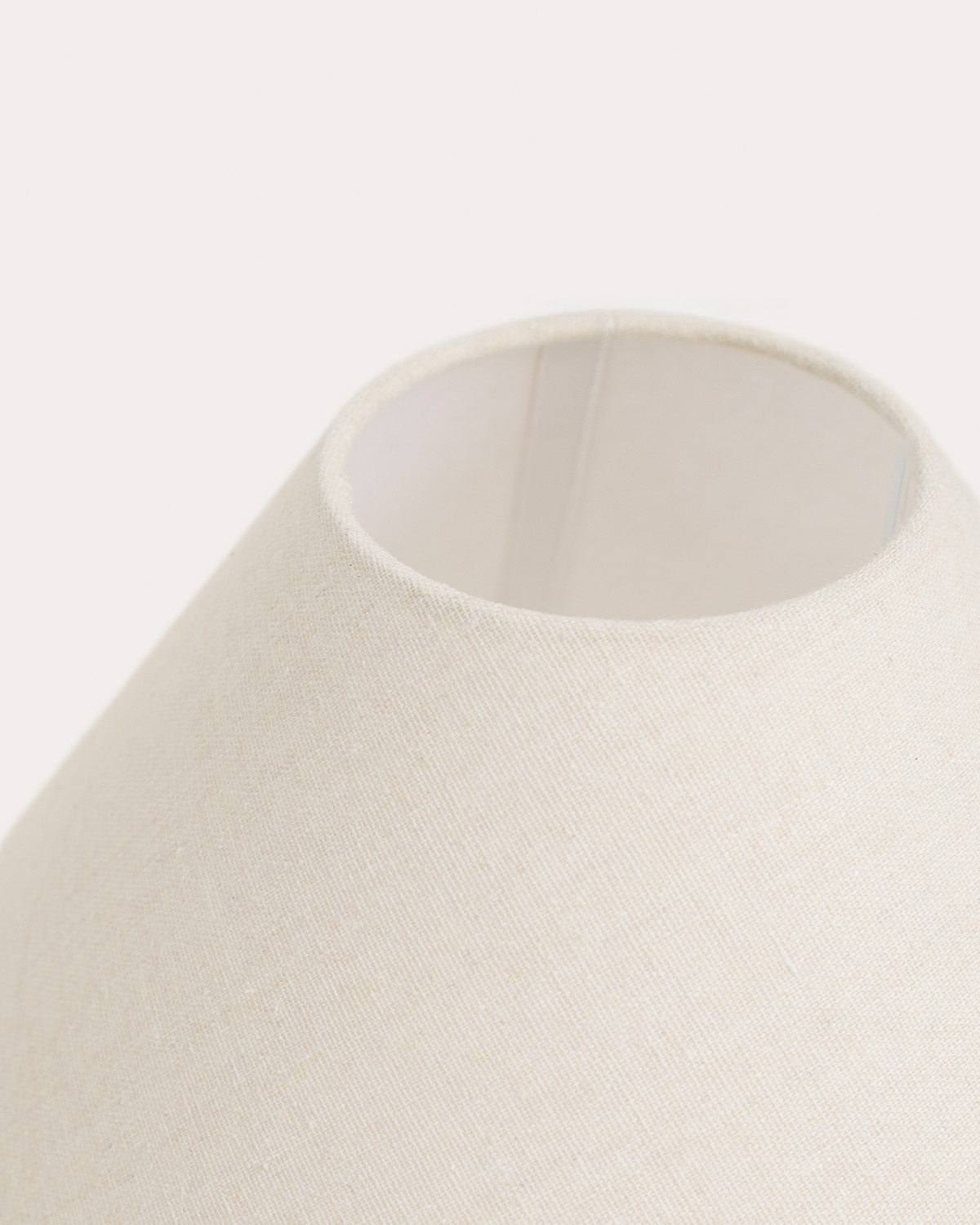Ceramic table lamp Rayna, gallery image 4