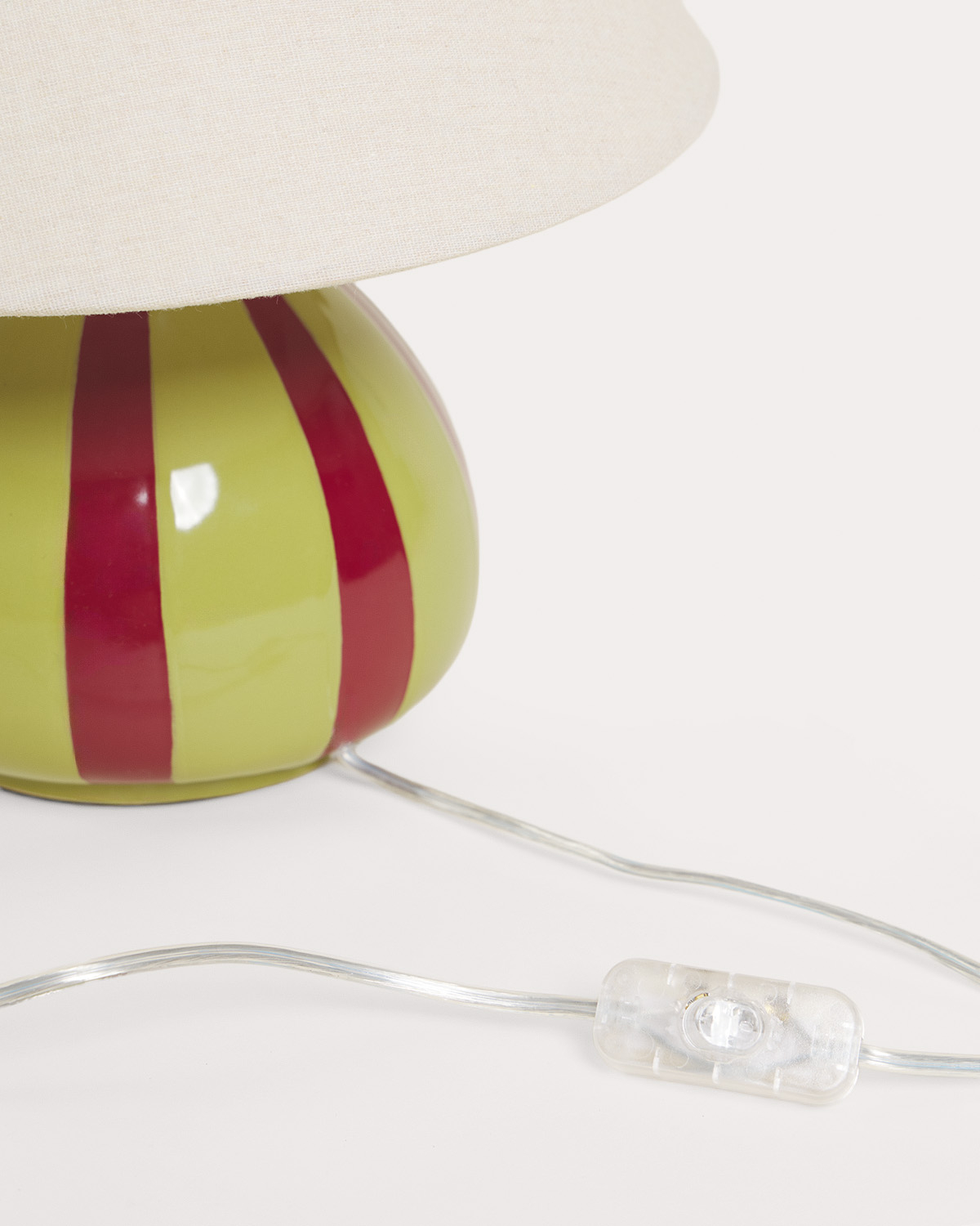 Ceramic table lamp Rayna, gallery image 5