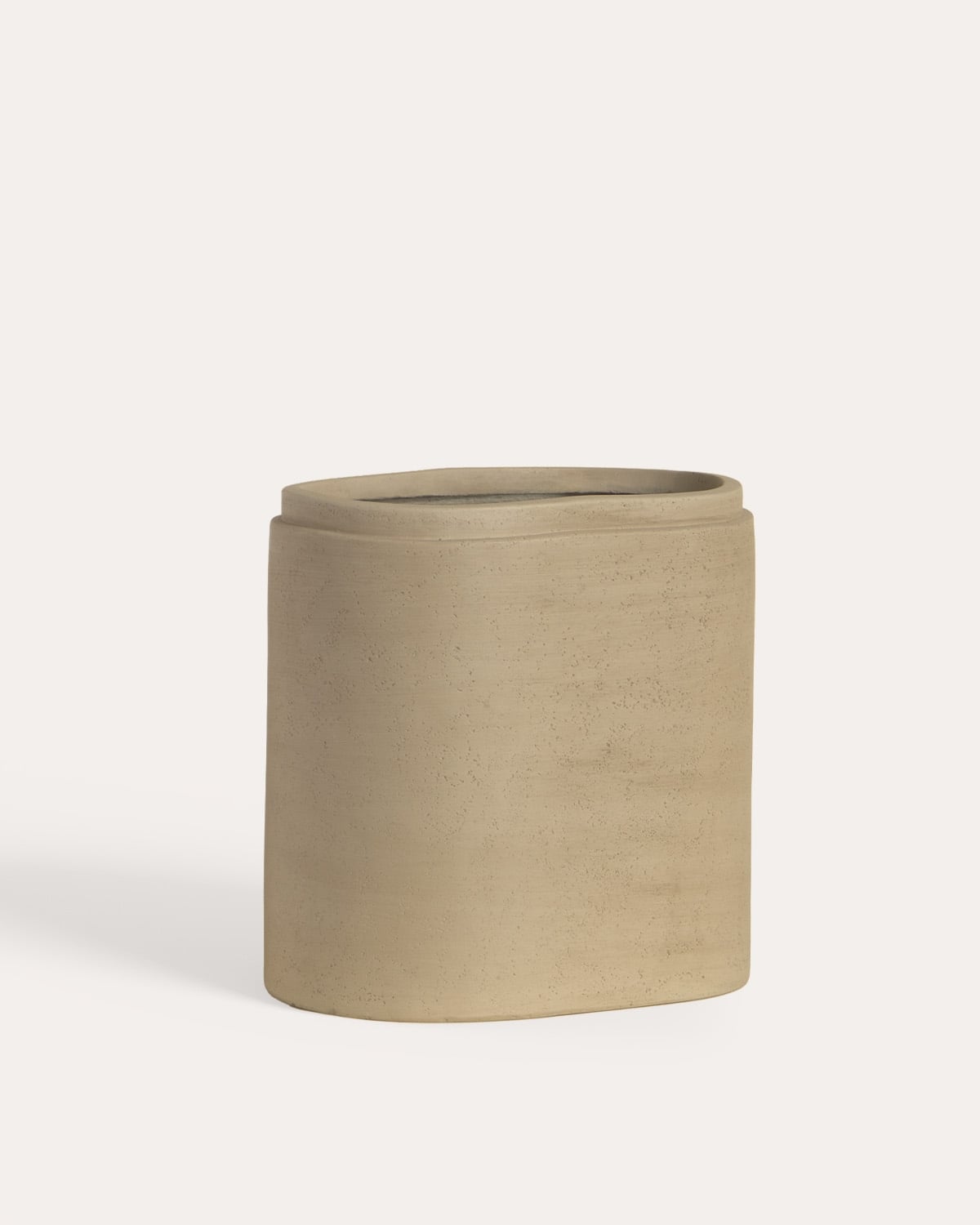 Oval cement planter 35x23 cm Bieito, gallery image 1