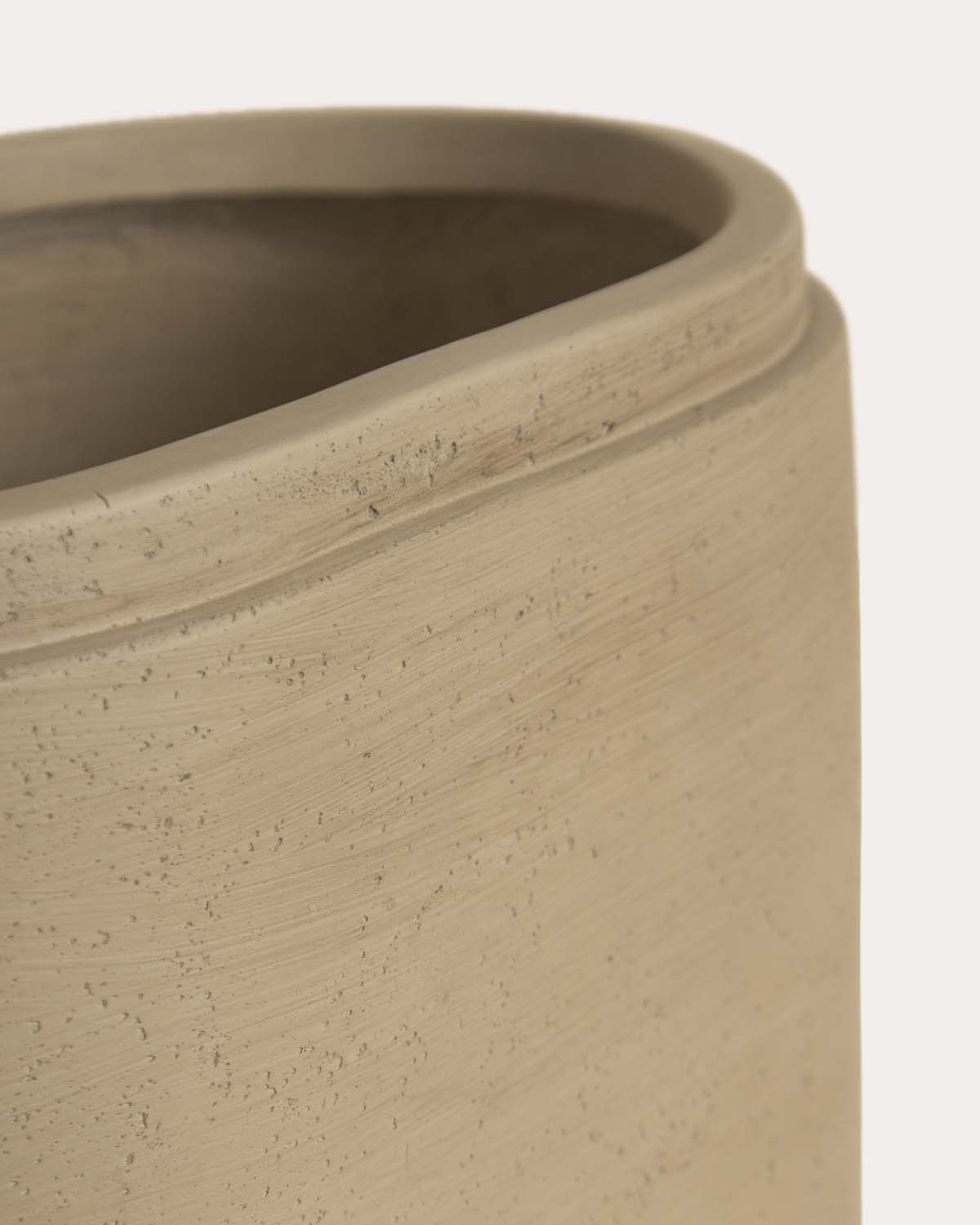 Set of 2 elongated cement planters Bieito, gallery image 5