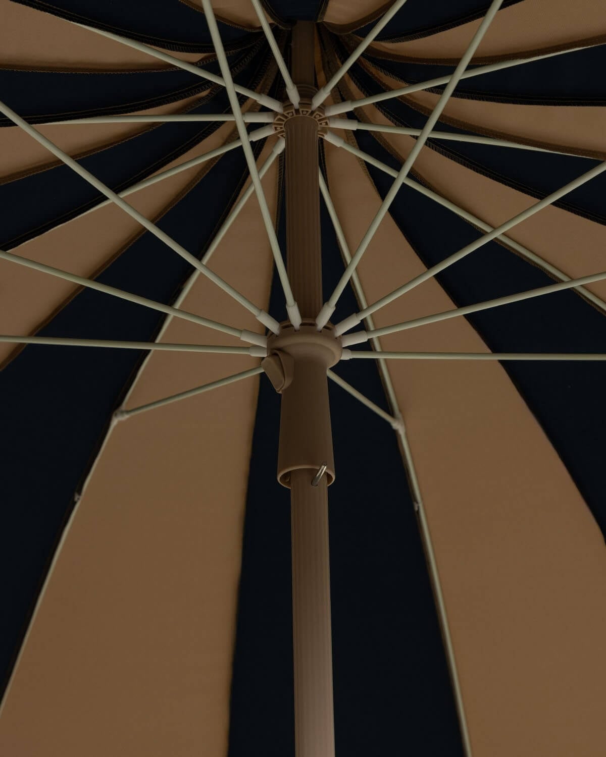 Garden and patio parasol Ø210 cm Xabi, gallery image 4