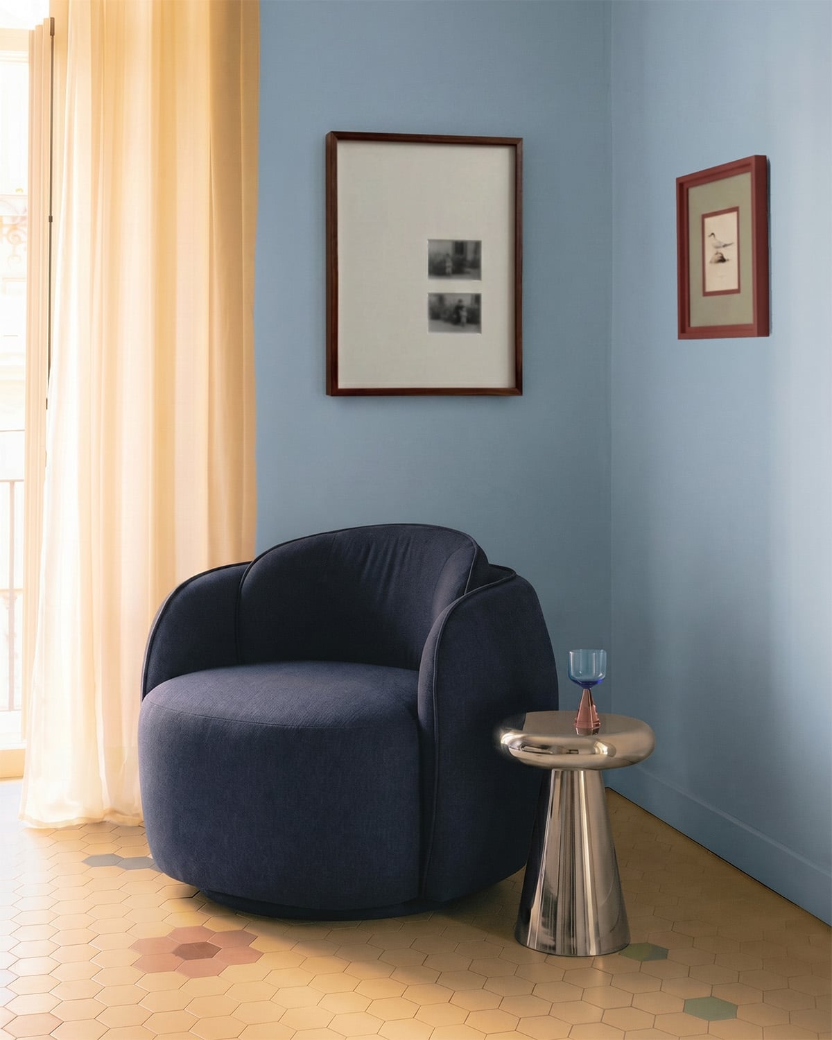 Round metal side table diameter Ø40 cm Rhea, gallery image 2