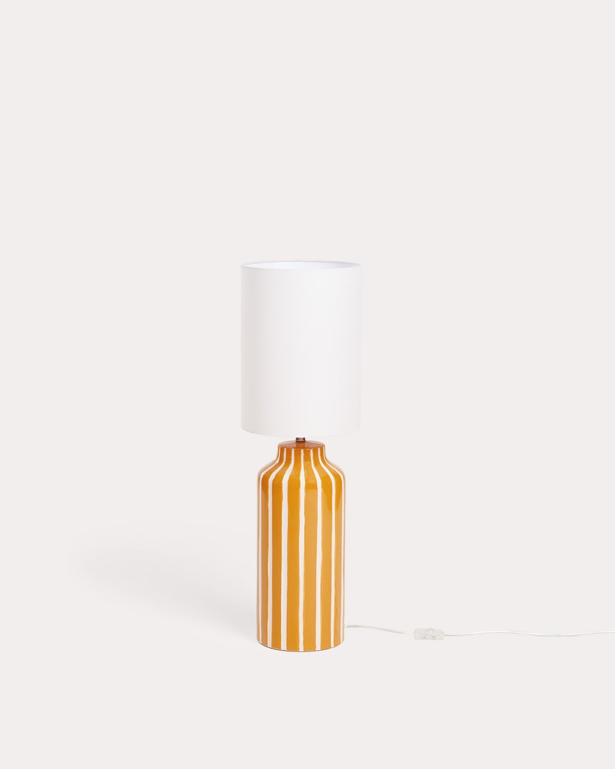 Ceramic table lamp Inhar, gallery image 1
