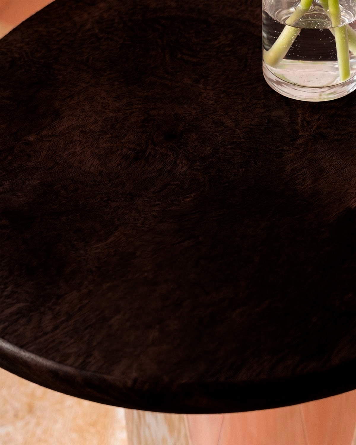 Side table oval metal Lahuga, gallery image 3