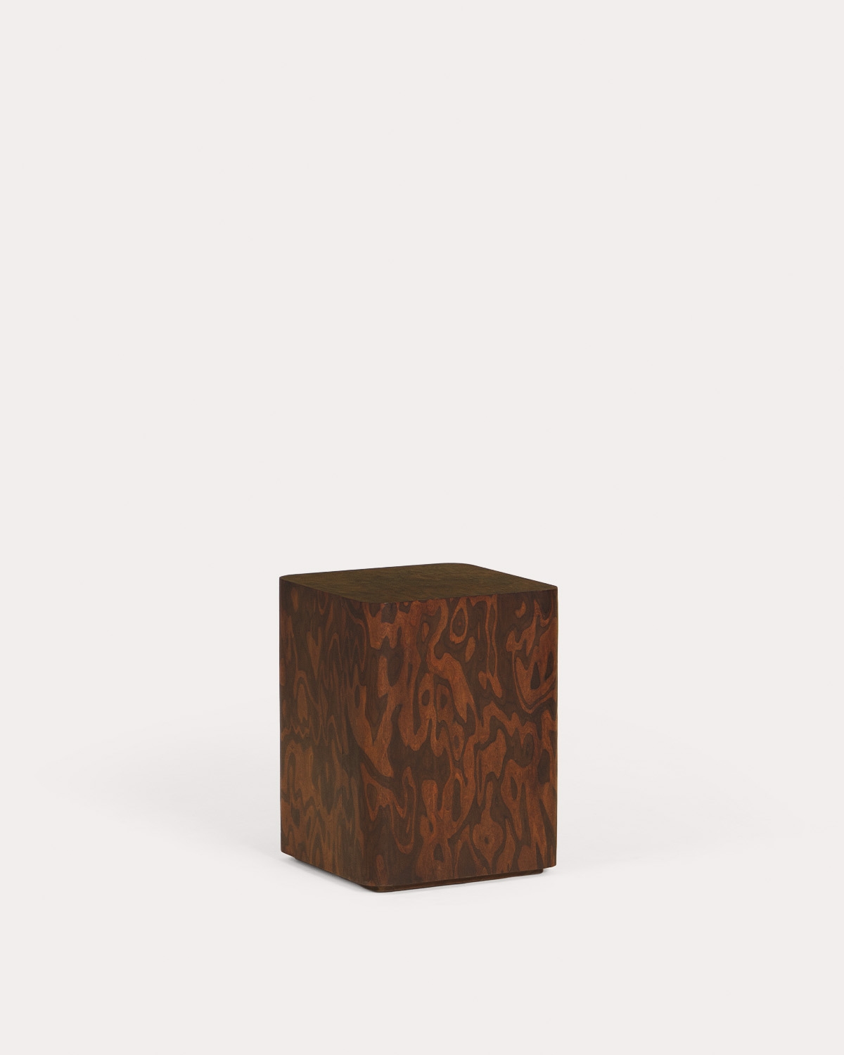 Square wooden side table 38x38 cm Nohr, gallery image 1