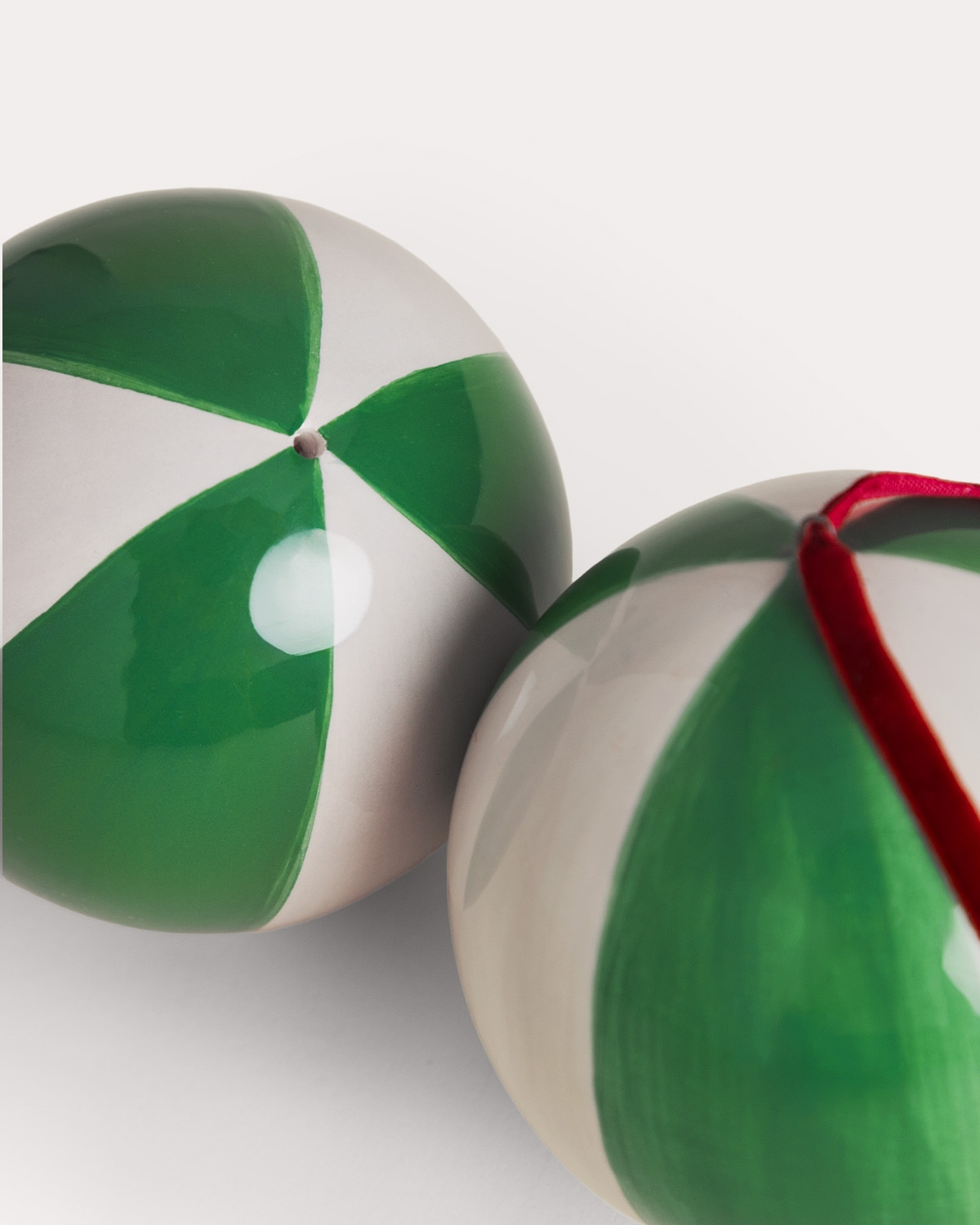 Pack of 3 Christmas balls Ø8 cm made of dolomite Itzae, gallery image 4