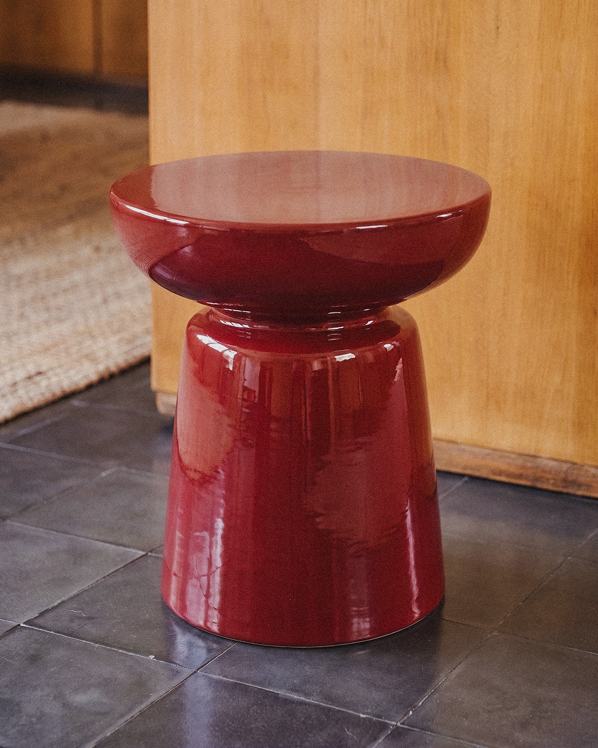 Low stool Ø40 cm in dolomite Pamela, gallery image 2