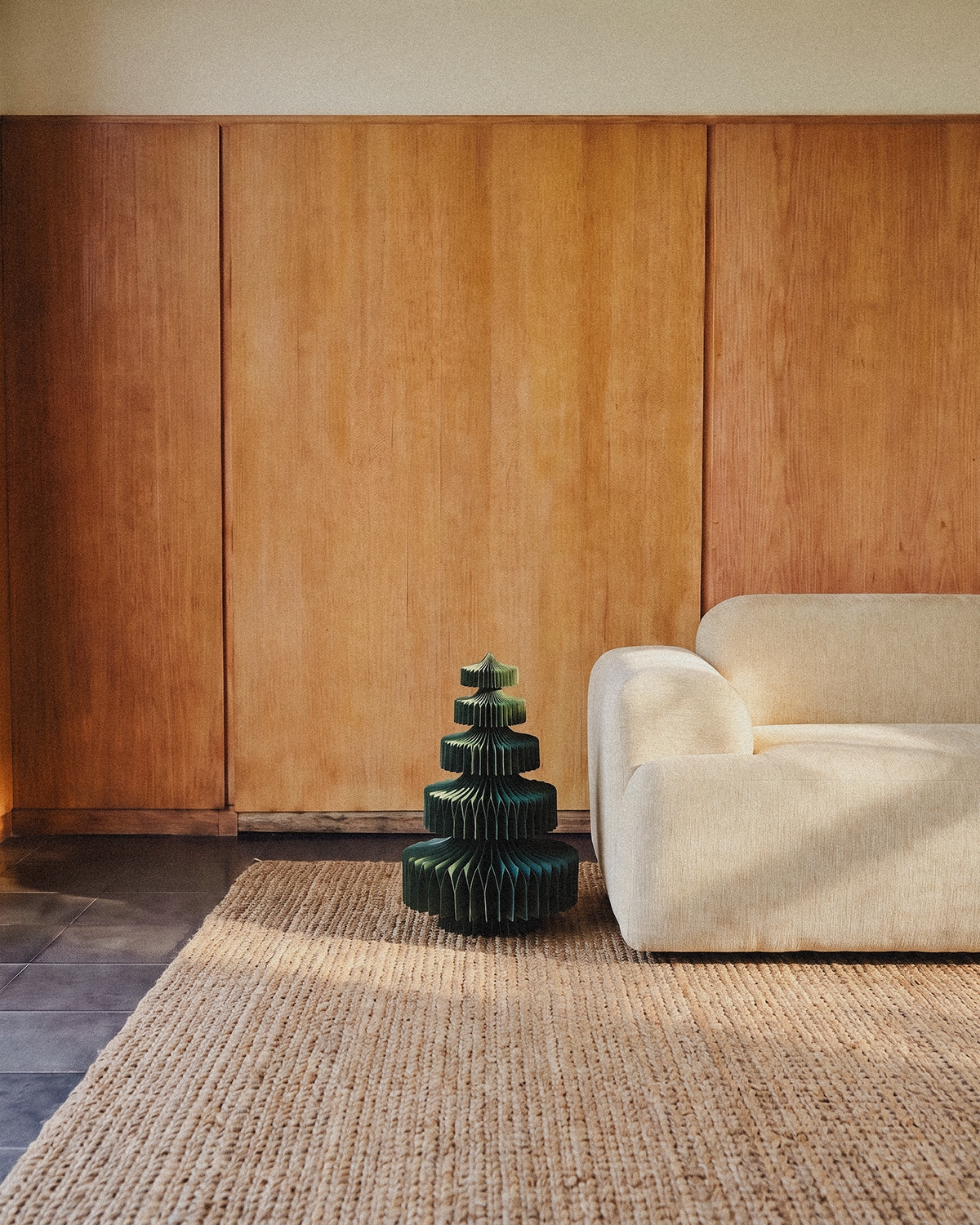 Paper Christmas tree Chandra, gallery image 2
